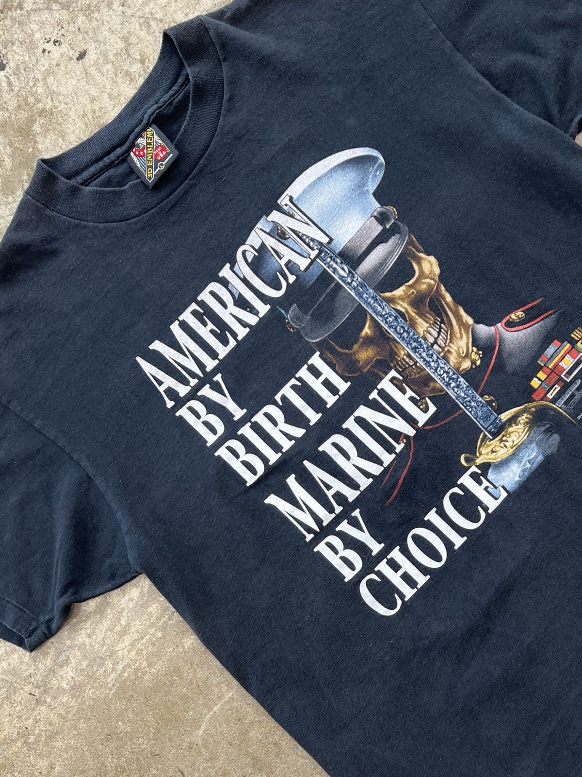 Vintage Vintage 1992 3D Emblem American Marine Skull USA Tee Large Size US L / EU 52-54 / 3 - 1 Thumbnail