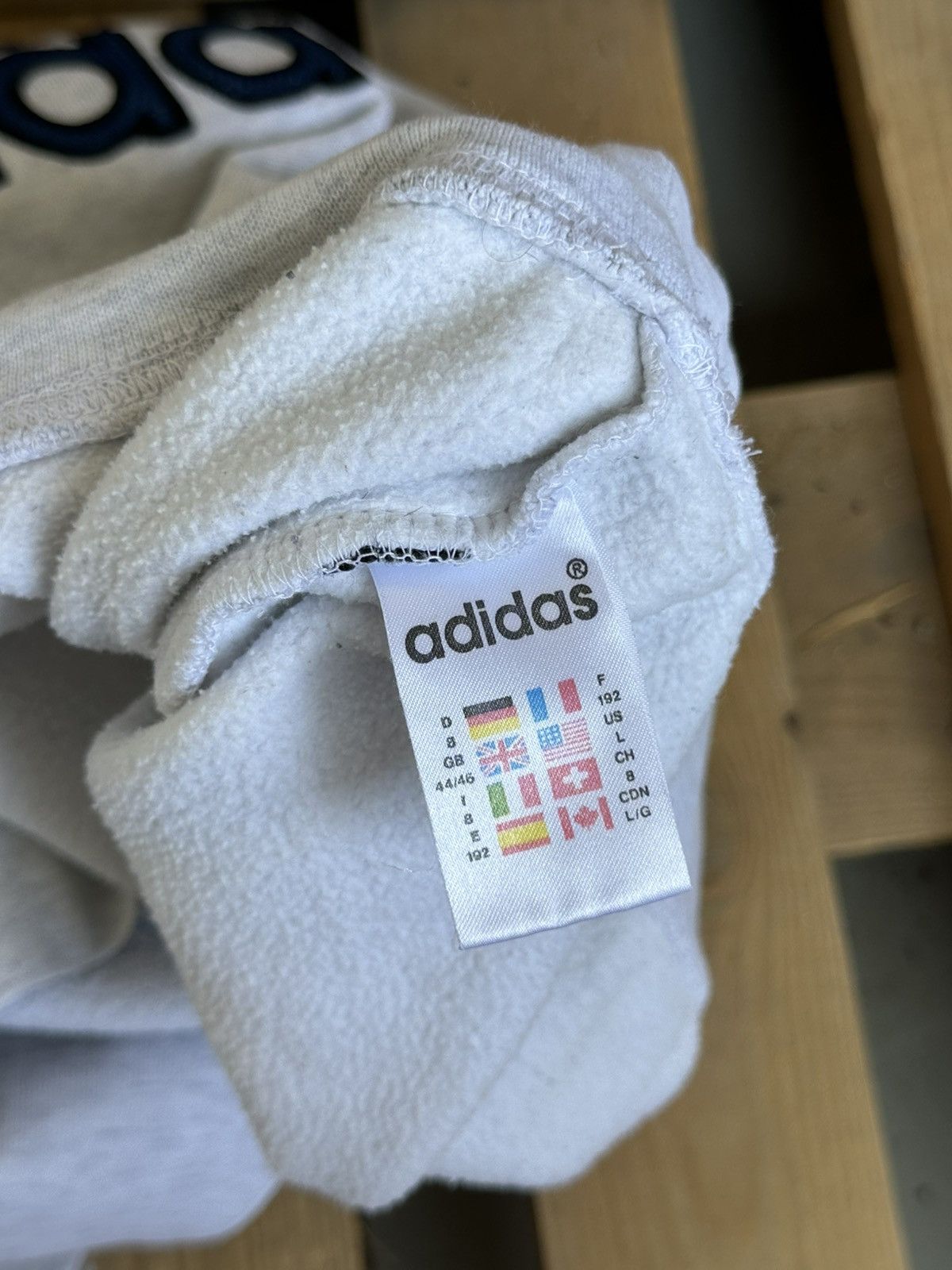 Adidas Y2K Vintage Adidas Grey Sweatshirt Size US L / EU 52-54 / 3 - 9 Thumbnail