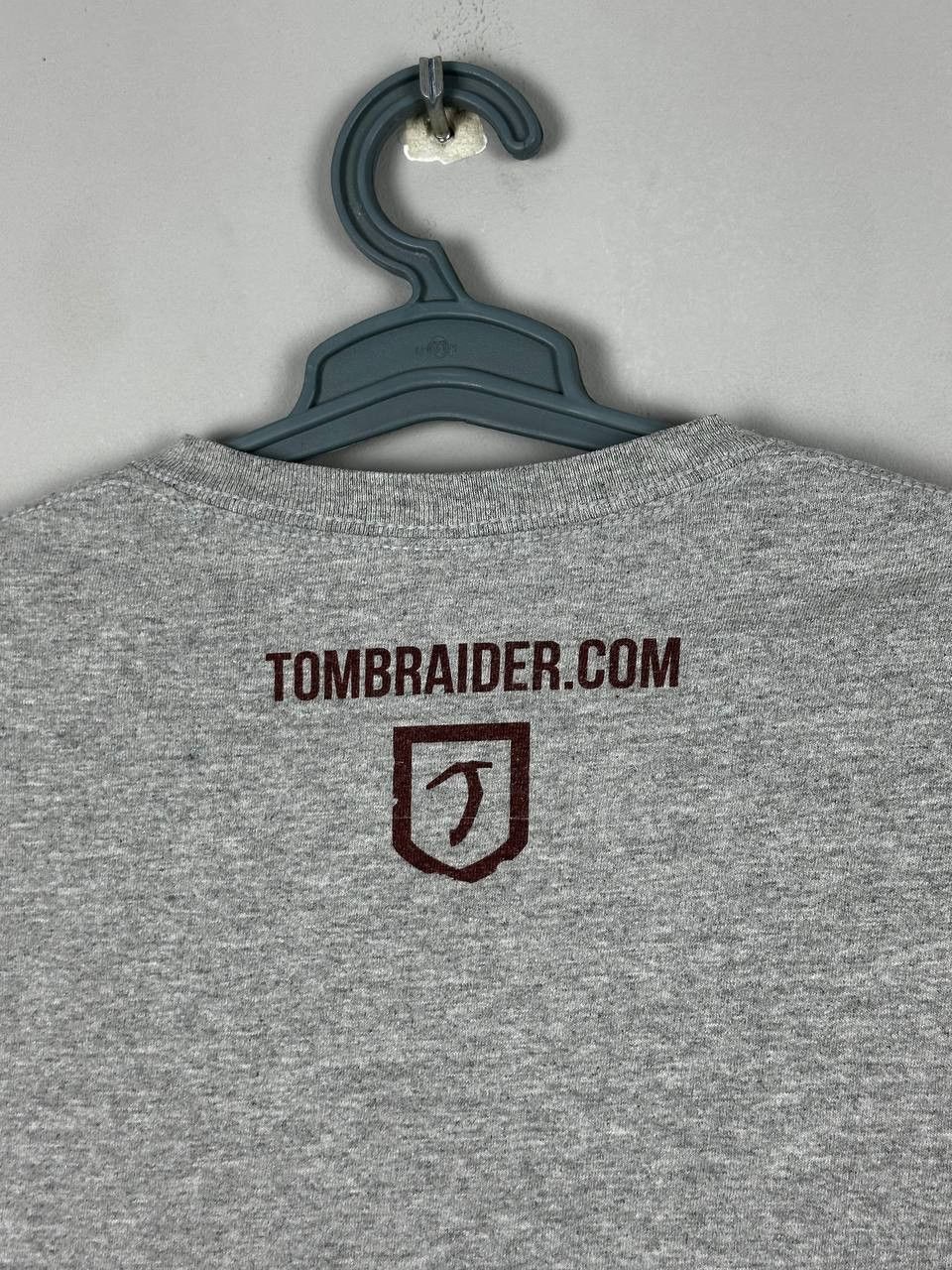 Vintage Tomb Rider Lara Croft Angelina Jolie 90s t shirt 1997 PS1 Size US L / EU 52-54 / 3 - 6 Thumbnail
