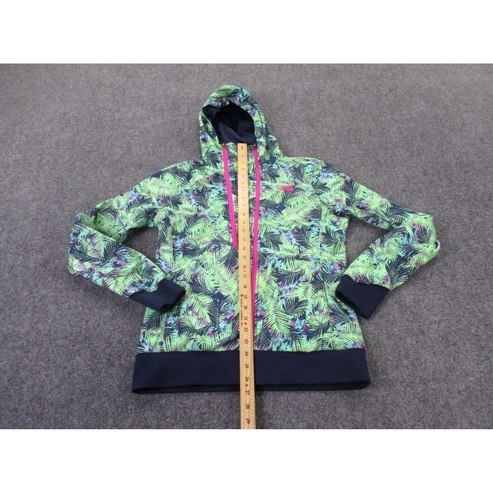 The North Face The North Face Jacket Women M Green Floral Leaf Active Outdoor Hiking Track Athletic Size M / US 6-8 / IT 42-44 - 3 Thumbnail