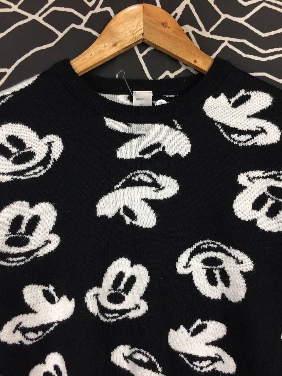 Mickey Mouse Futafuta X Disney Mickey Mouse All Over Print Knit Sweater Size US XXS / EU 40 - 3 Thumbnail