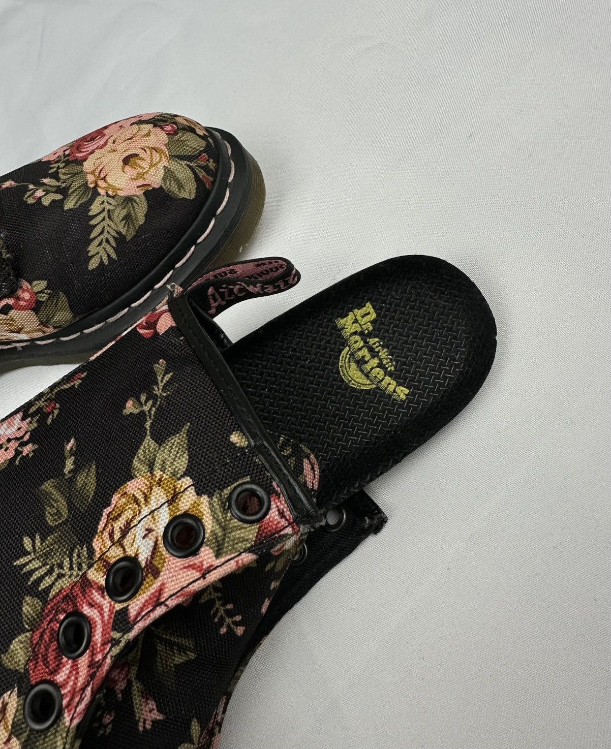 Dr. Martens Dr. Martens 1461 Rose Antique Floral Black Boot Womens 5 Size US 5 / IT 35 - 8 Thumbnail