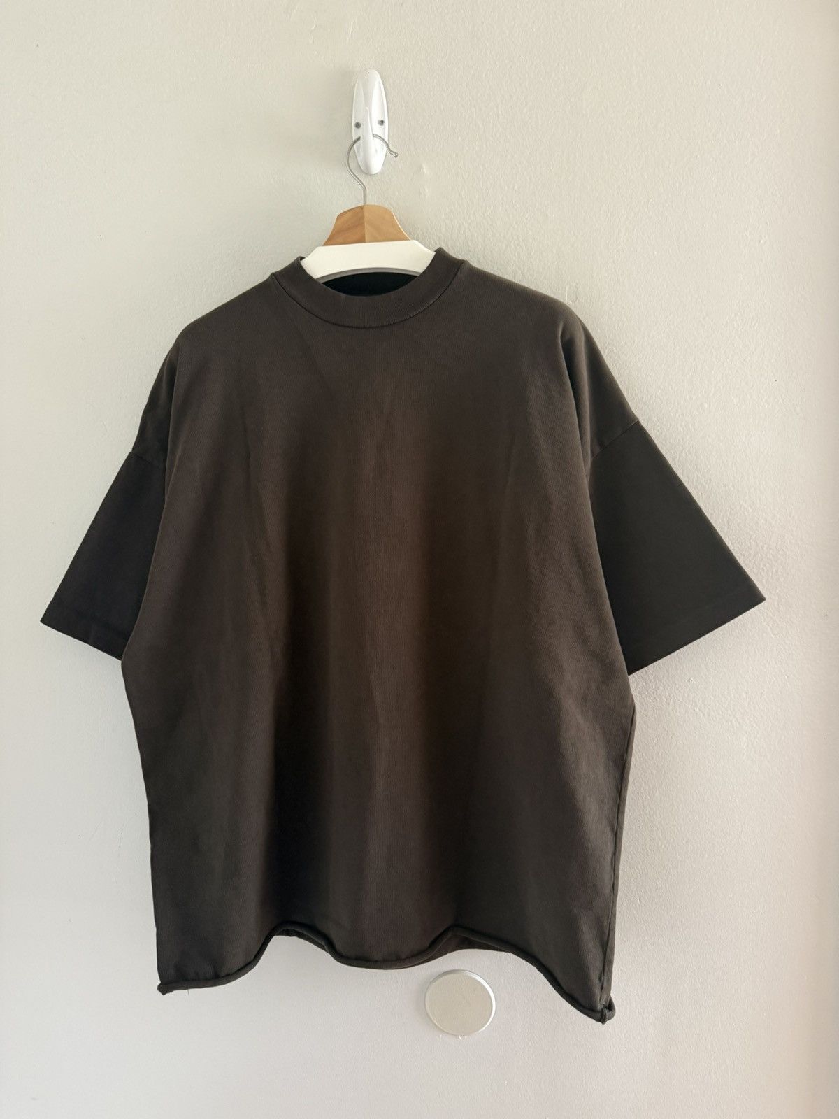 Kanye West SAMPLE Yeezy Season 7 Dark Brown Boxy Coachella Tee Shirt Size US L / EU 52-54 / 3 - 8 Thumbnail
