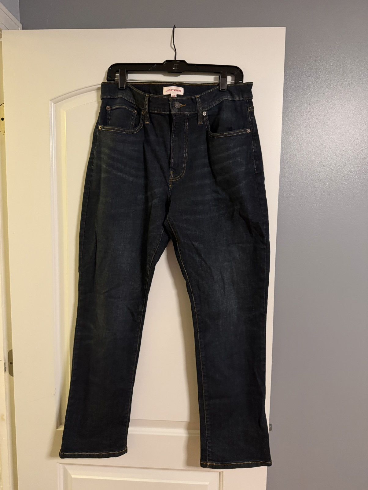 Lucky Brand MENS LUCKY BRAND JEANS Size US 33 - 1 Thumbnail