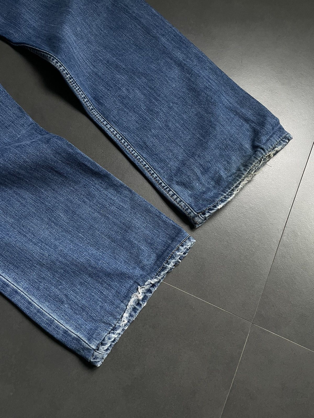 Diesel Vintage Diesel industry Distressed Washed Jeans Size US 34 / EU 50 - 7 Thumbnail