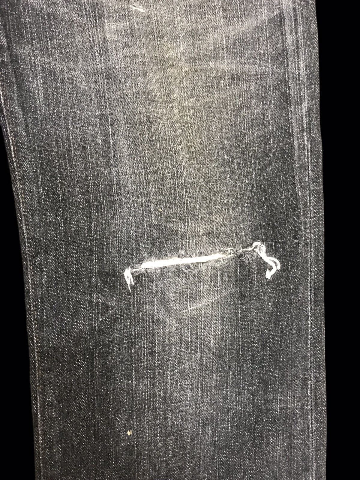 Japanese Brand uniqlo Japan Distressed Denim Crazy Fades/Crease F125 Size US 31 - 7 Thumbnail