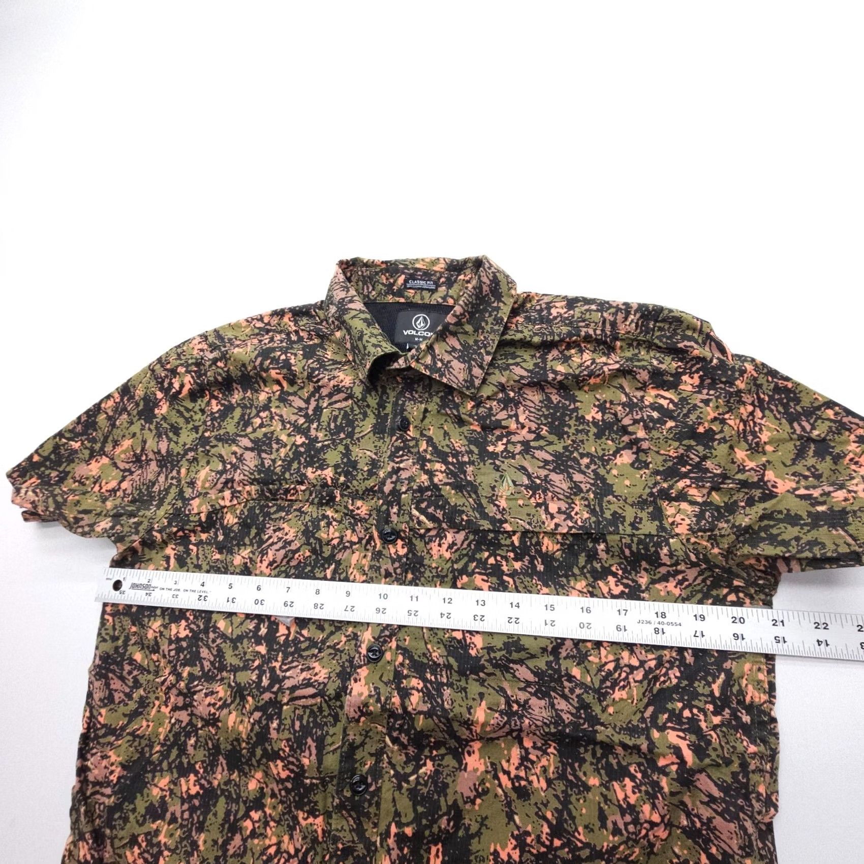 Volcom Volcom Button Shirt Mens Medium Camo Print Coastal Skate Size US M / EU 48-50 / 2 - 6 Thumbnail