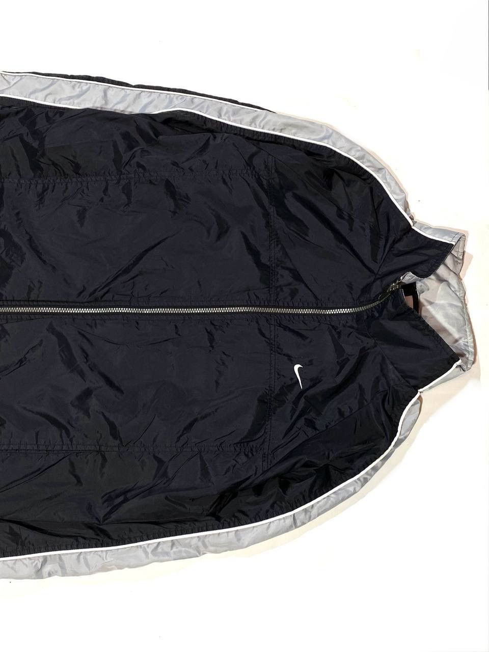 Nike × Vintage Vintage Y2K Nylon Windbreaker Nike Light Jacket Size US L / EU 52-54 / 3 - 5 Thumbnail