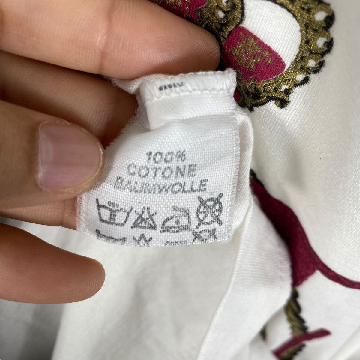 Gianfranco Ferre × Vintage Vintage GIANFRANCO FERRE Italian Designer Gff World Tee Size US M / EU 48-50 / 2 - 6 Thumbnail