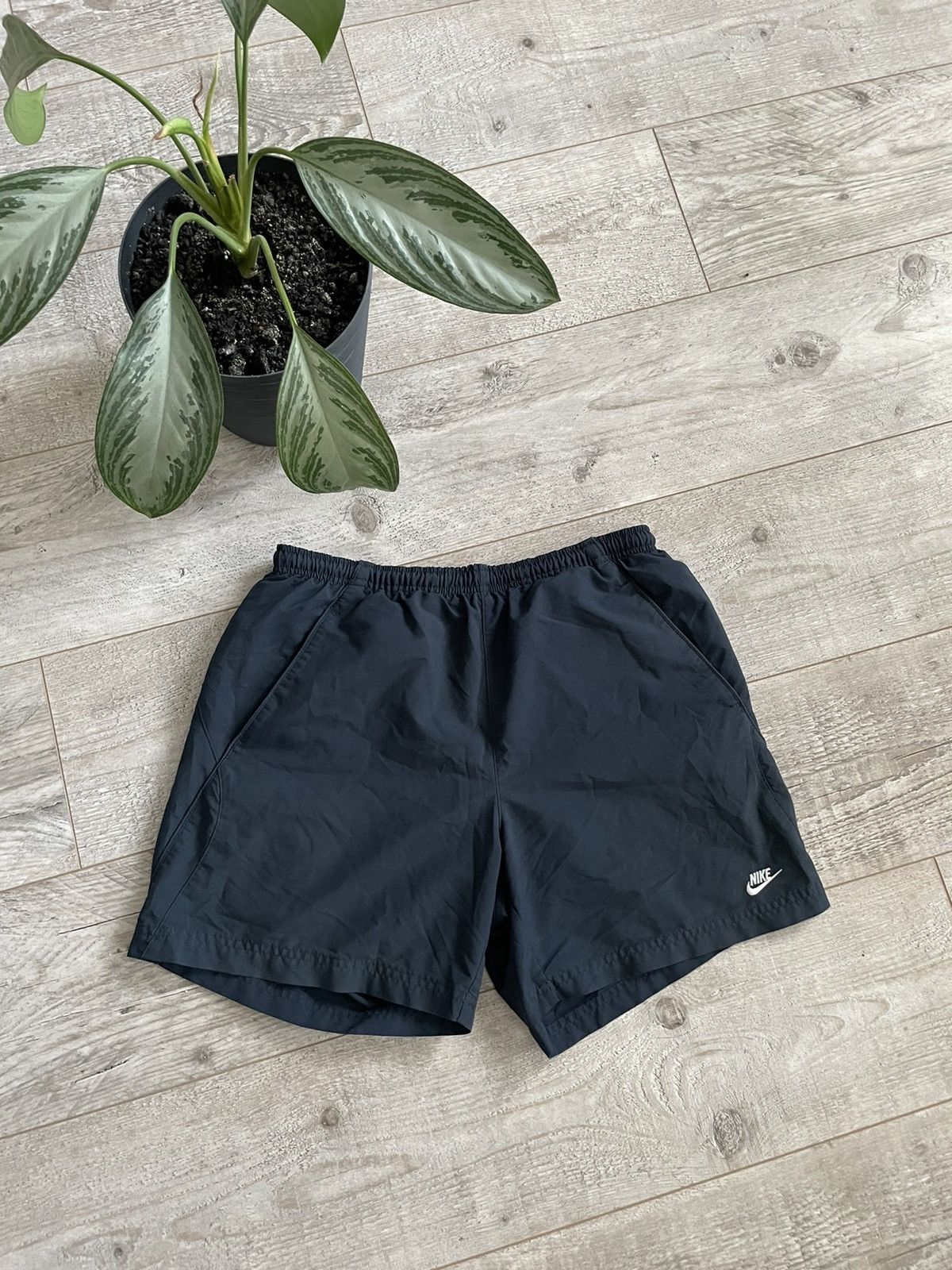 Nike × Vintage Vintage Nike Shorts Y2K Size US 33 - 1 Thumbnail