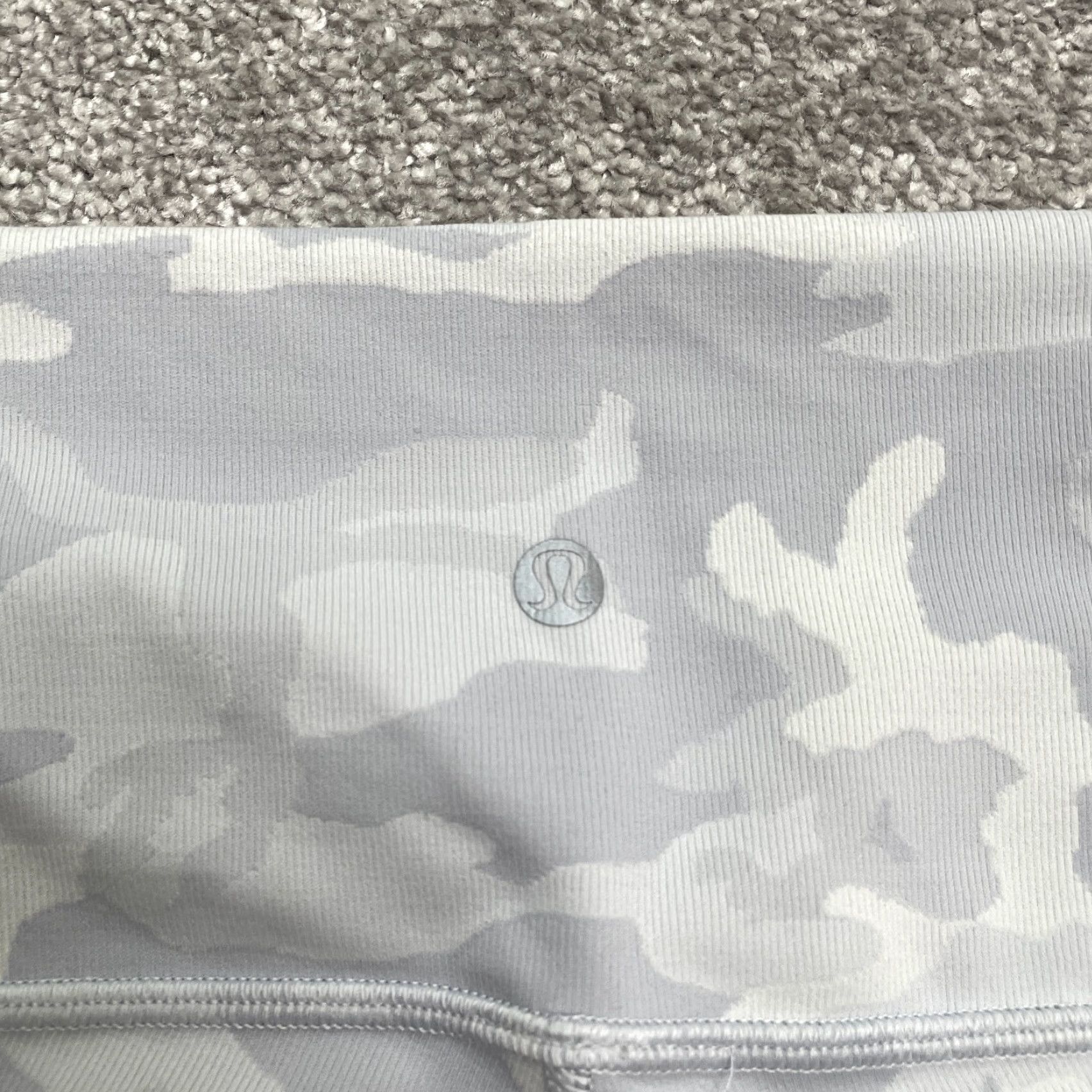Lululemon Lululemon Align Compression Biker Shorts Womens 6 Gray Camo Active Athletic Yoga Size 28" / US 6 / IT 42 - 4 Thumbnail