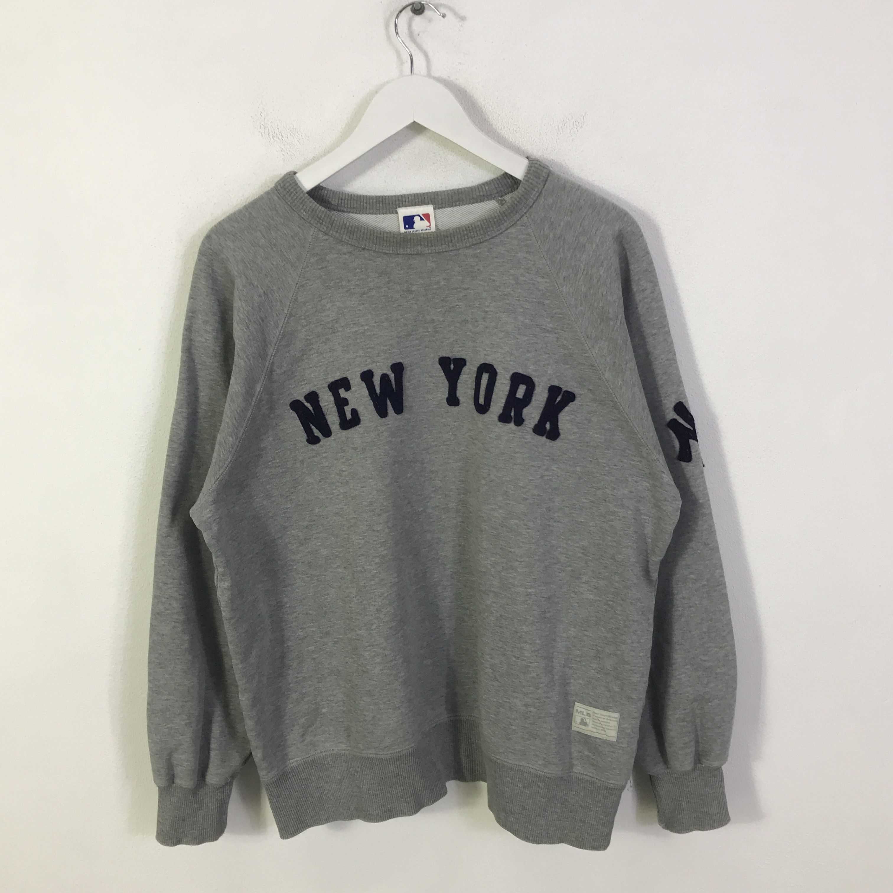 MLB Y2K New York MLB Sweatshirts K126B20 Size US M / EU 48-50 / 2 - 1 Thumbnail