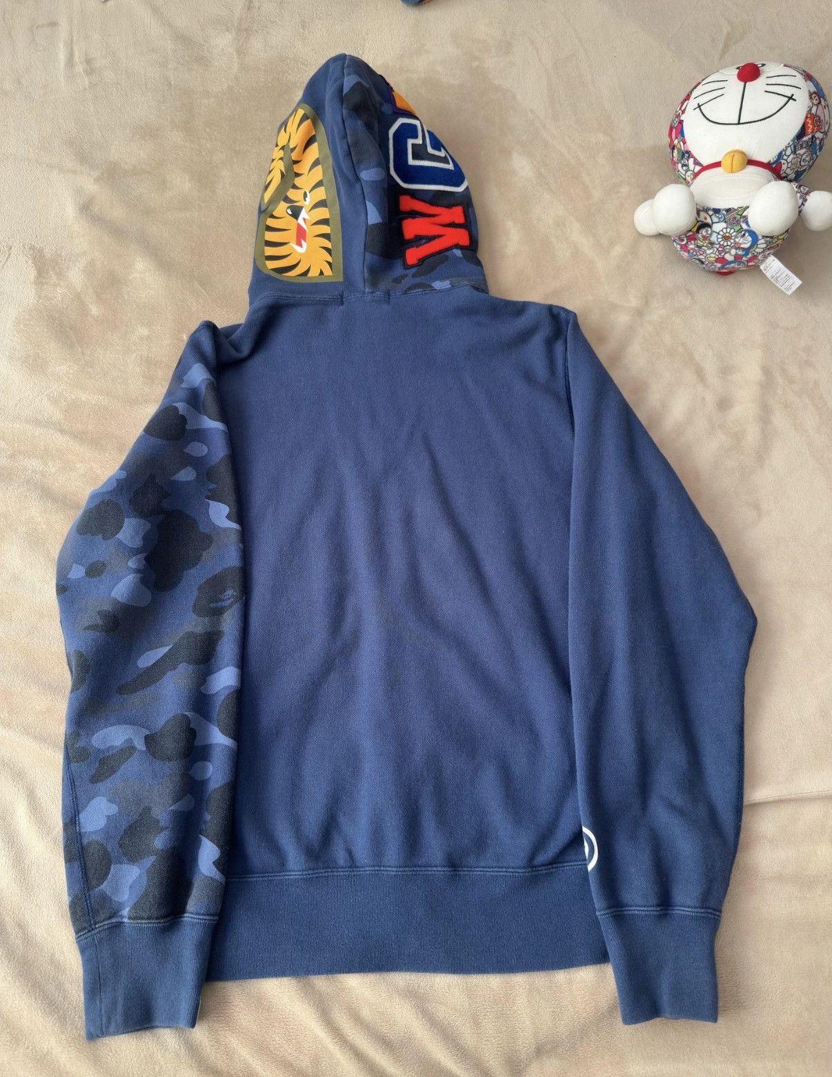 Bape BAPE Shark Head Hooded Sweatshirt K5 Size US XL / EU 56 / 4 - 2 Thumbnail