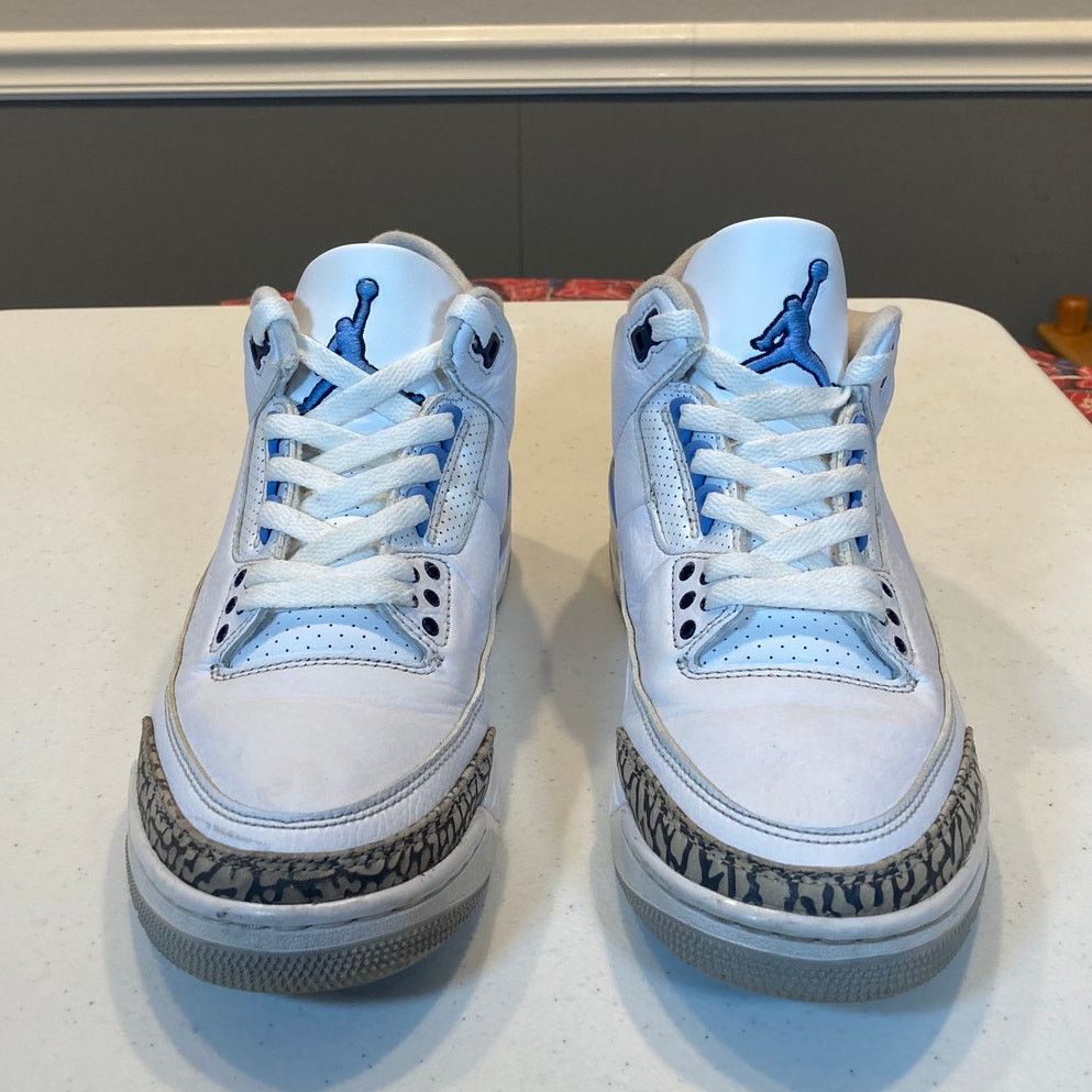 Jordan Brand × Nike Nike Air Jordan 3 Retro "UNC (2020)" Size US 8.5 / EU 41-42 - 4 Thumbnail