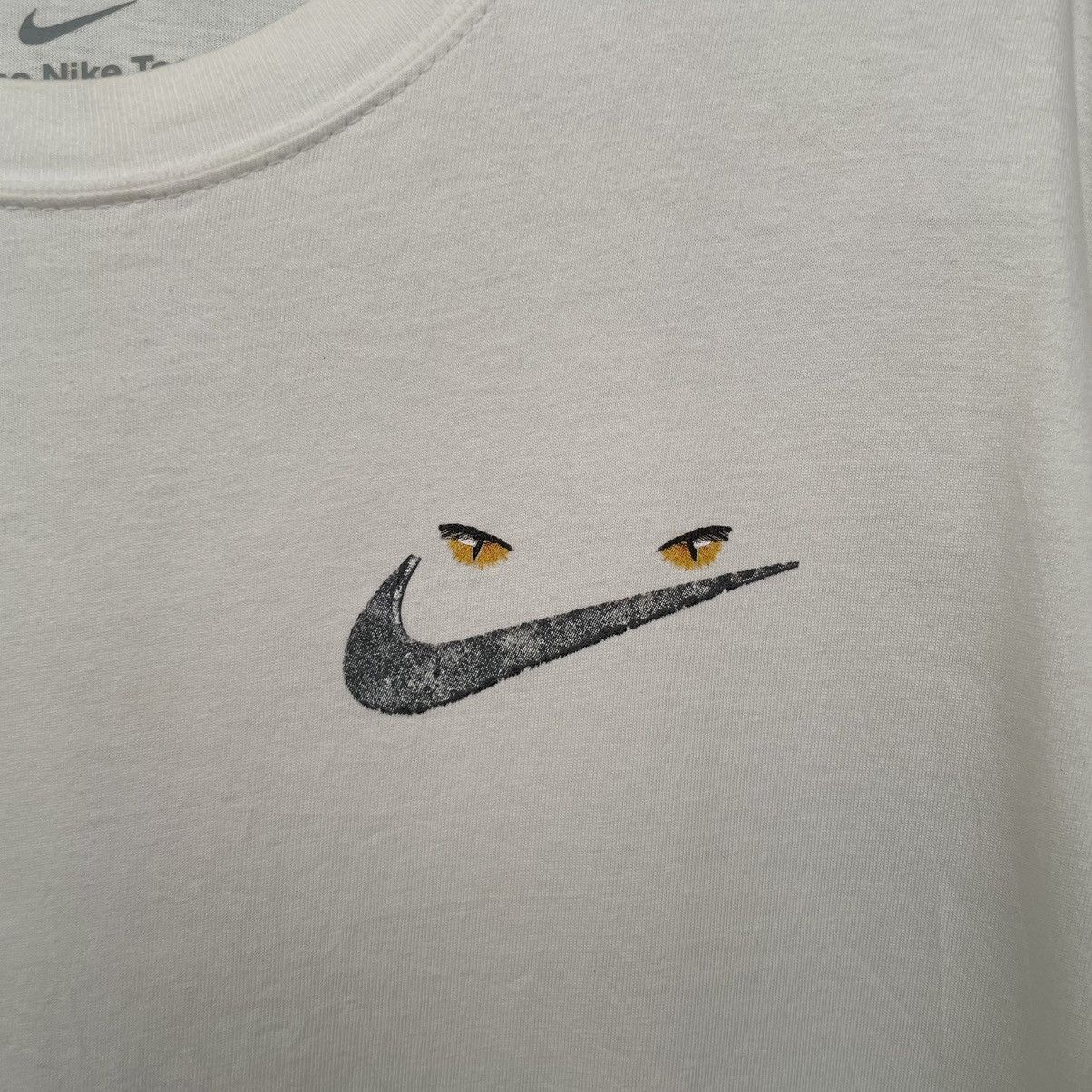 Nike × Vintage Y2K Nike Basketball Rare Graphic T Shirt Size US XL / EU 56 / 4 - 9 Thumbnail