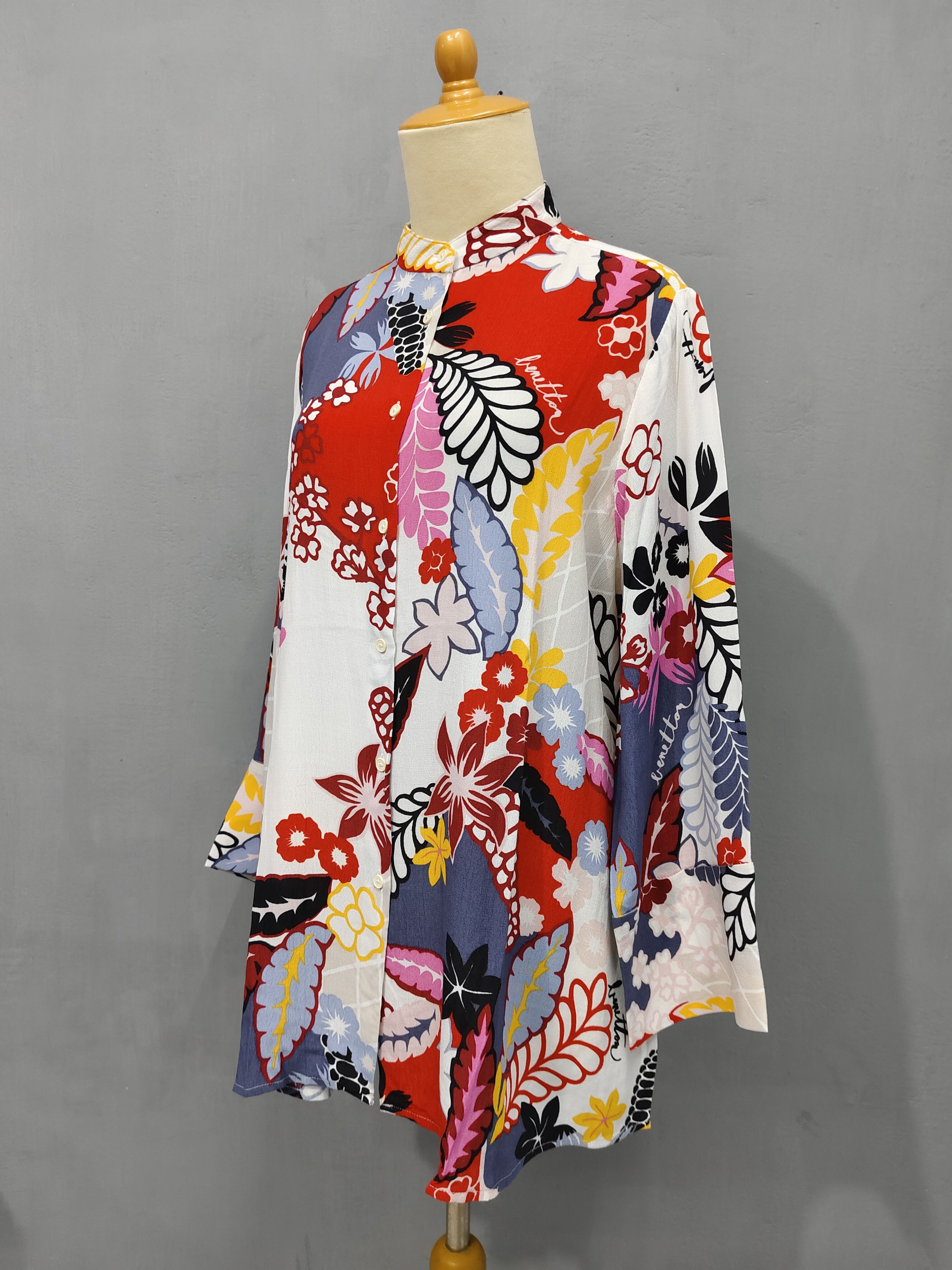 United Colors Of Benetton Benetton- Oversized Botanical Floral Viscose Shirt Blouse Size M / US 6-8 / IT 42-44 - 4 Thumbnail