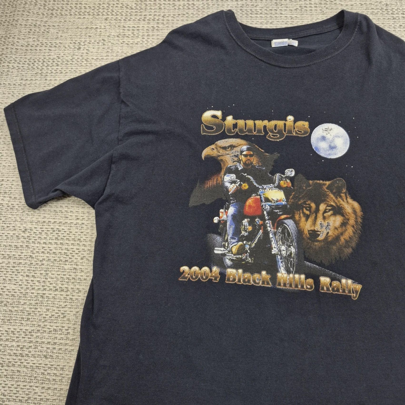 Hanes VINTAGE Hanes Beefy-T Sturgis Black Hills Rally Shirt Mens 2XL Black Wolf Moon Graphic 2004 Rally Biker Shirt Mens Size US XXL / EU 58 / 5 - 4 Thumbnail