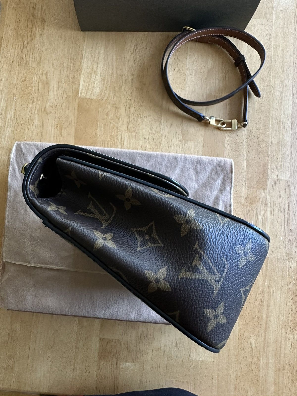 Louis Vuitton LOUIS VUITTON Miroir Vernis Cherrywood BB Size ONE SIZE - 10 Thumbnail