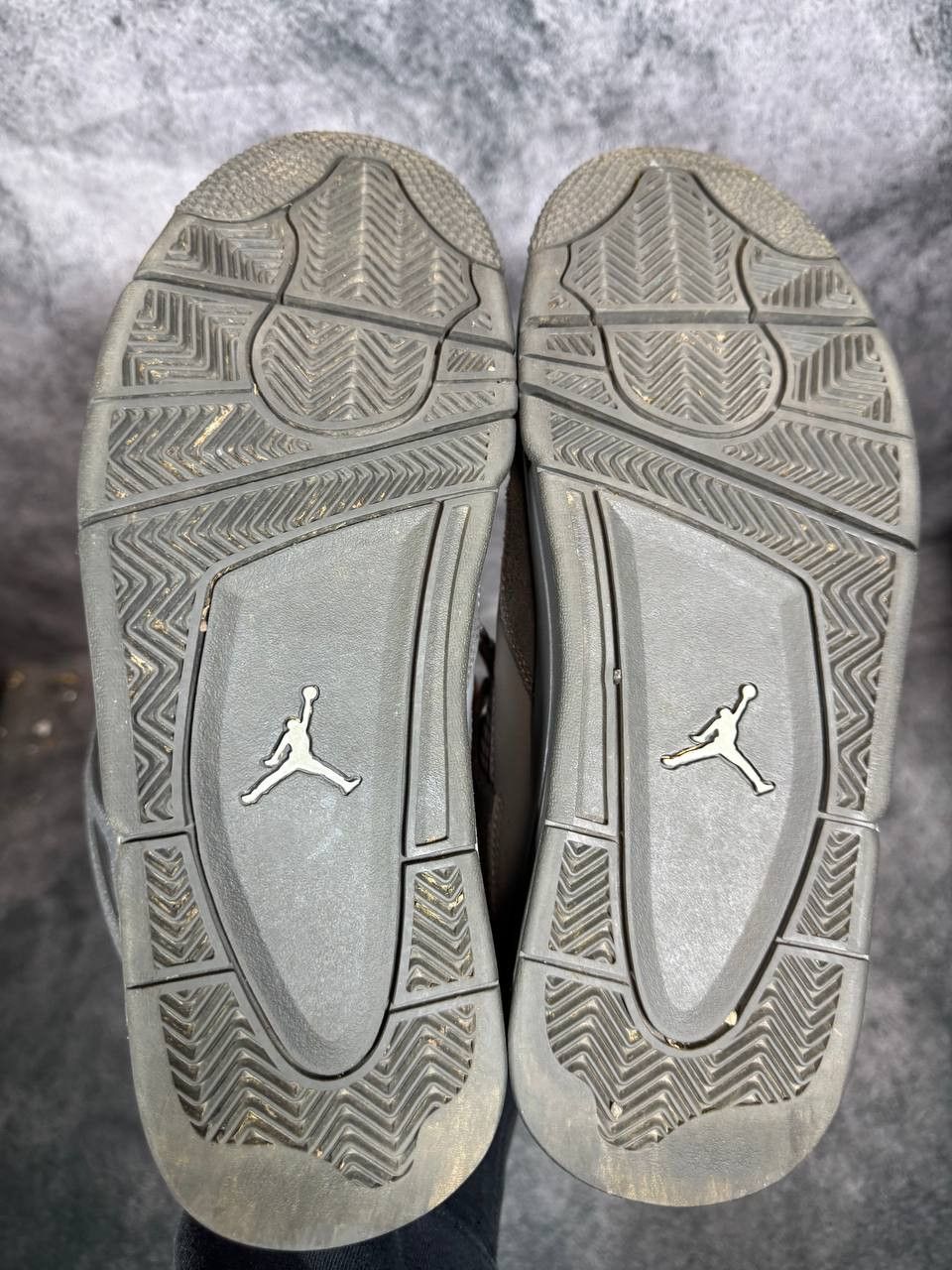 Jordan Brand Size 8.5 | Jordan 4 Wet Cement With Box | Pre-Owned Size US 8.5 / EU 41-42 - 6 Thumbnail