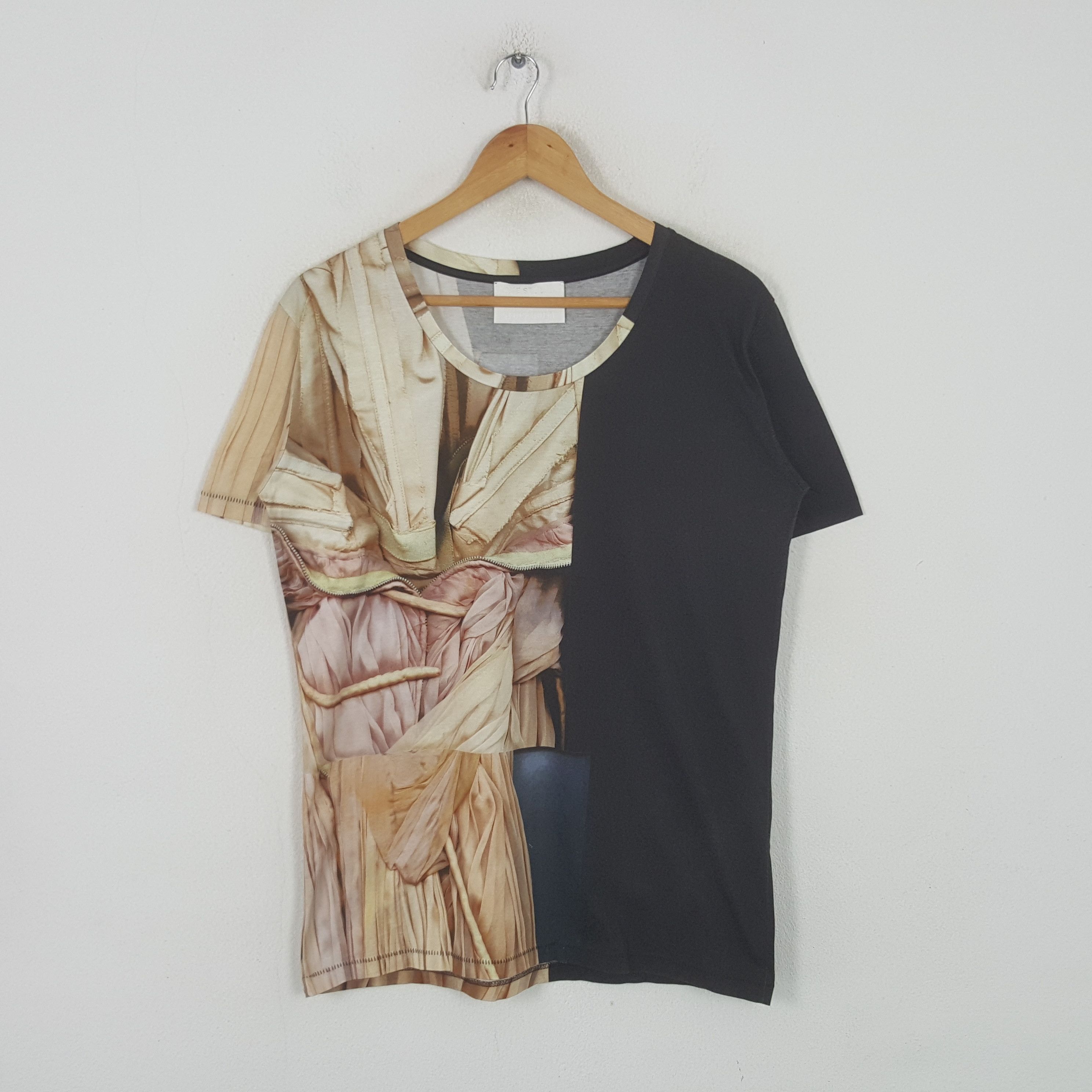 Acne Studios Vintage Acne Studio Designer Brand Tshirt RR11 Size US M / EU 48-50 / 2 - 1 Thumbnail