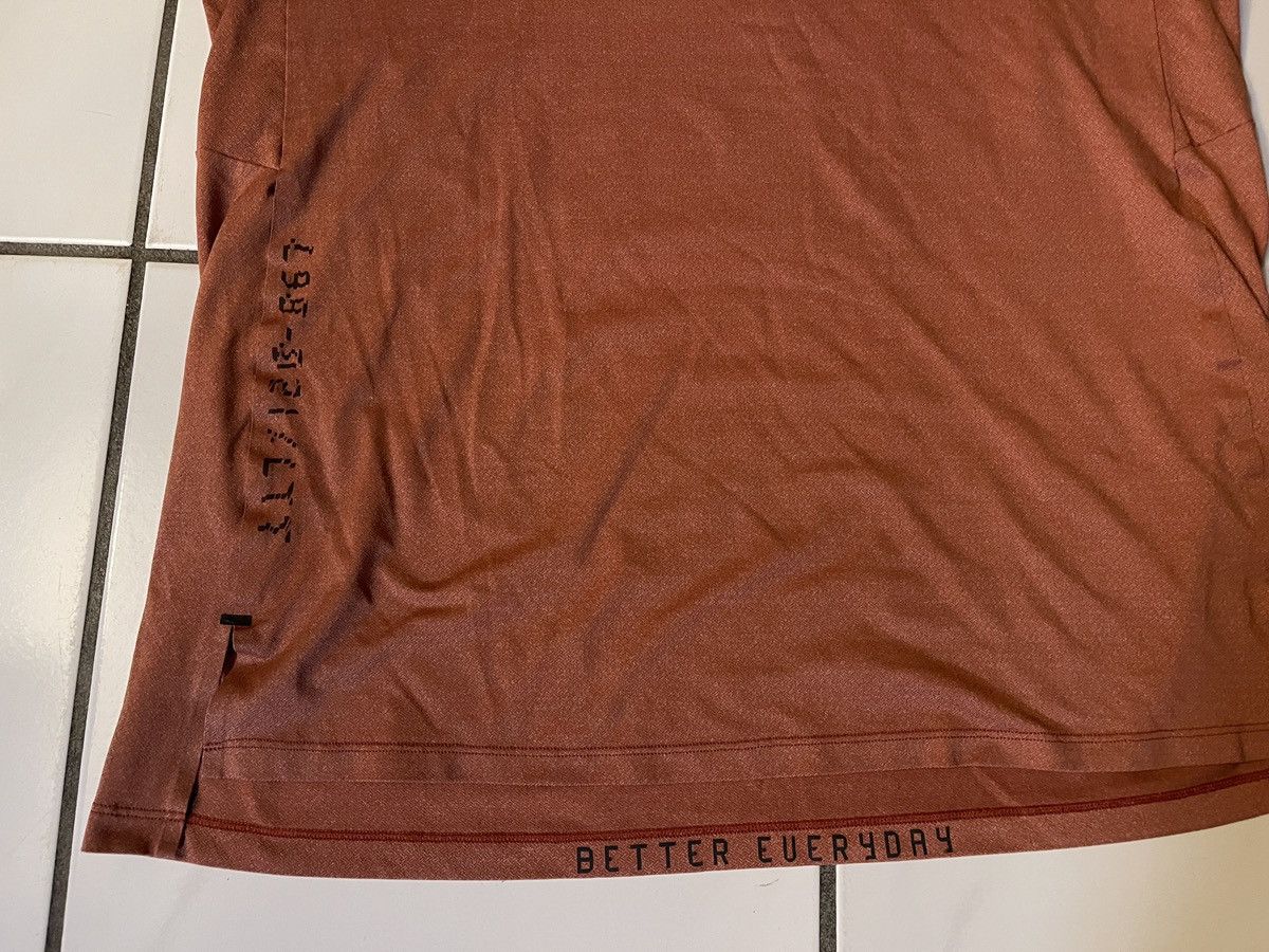 Lululemon LULULEMON Men's Orange Textured Training Shirt Men's Large Size US L / EU 52-54 / 3 - 2 Thumbnail
