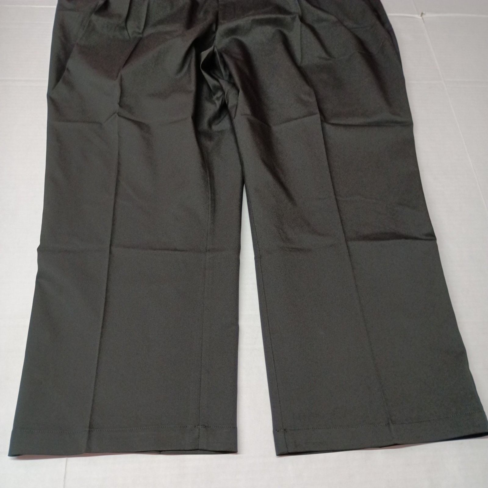 Haggar Haggar Cool Flex Pleated Pants Classic Fit Men's 50x29 Black Size US 44 / EU 60 - 3 Thumbnail