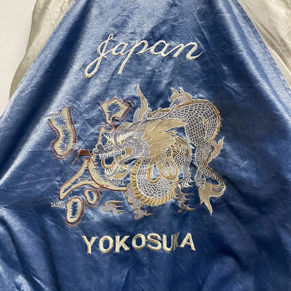 Japanese Brand Rare!! JUNGLE STORM Japan Sukajan Fukuoka Dragon Jacket Size US XXL / EU 58 / 5 - 6 Thumbnail