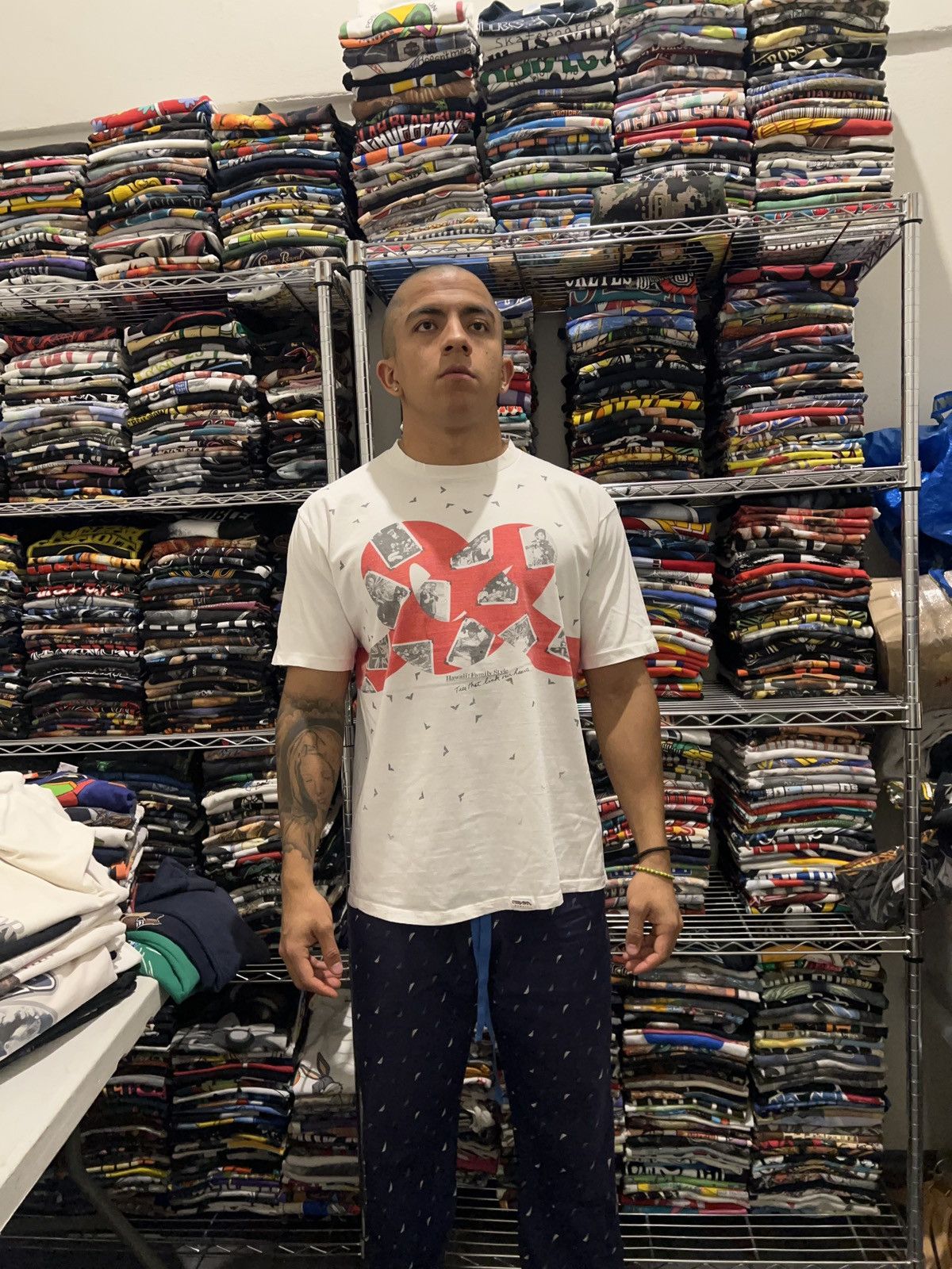 Vintage 90s Hawaii Family Style Single Stitch Souvenir Crazy Shirt Size US XL / EU 56 / 4 - 3 Thumbnail