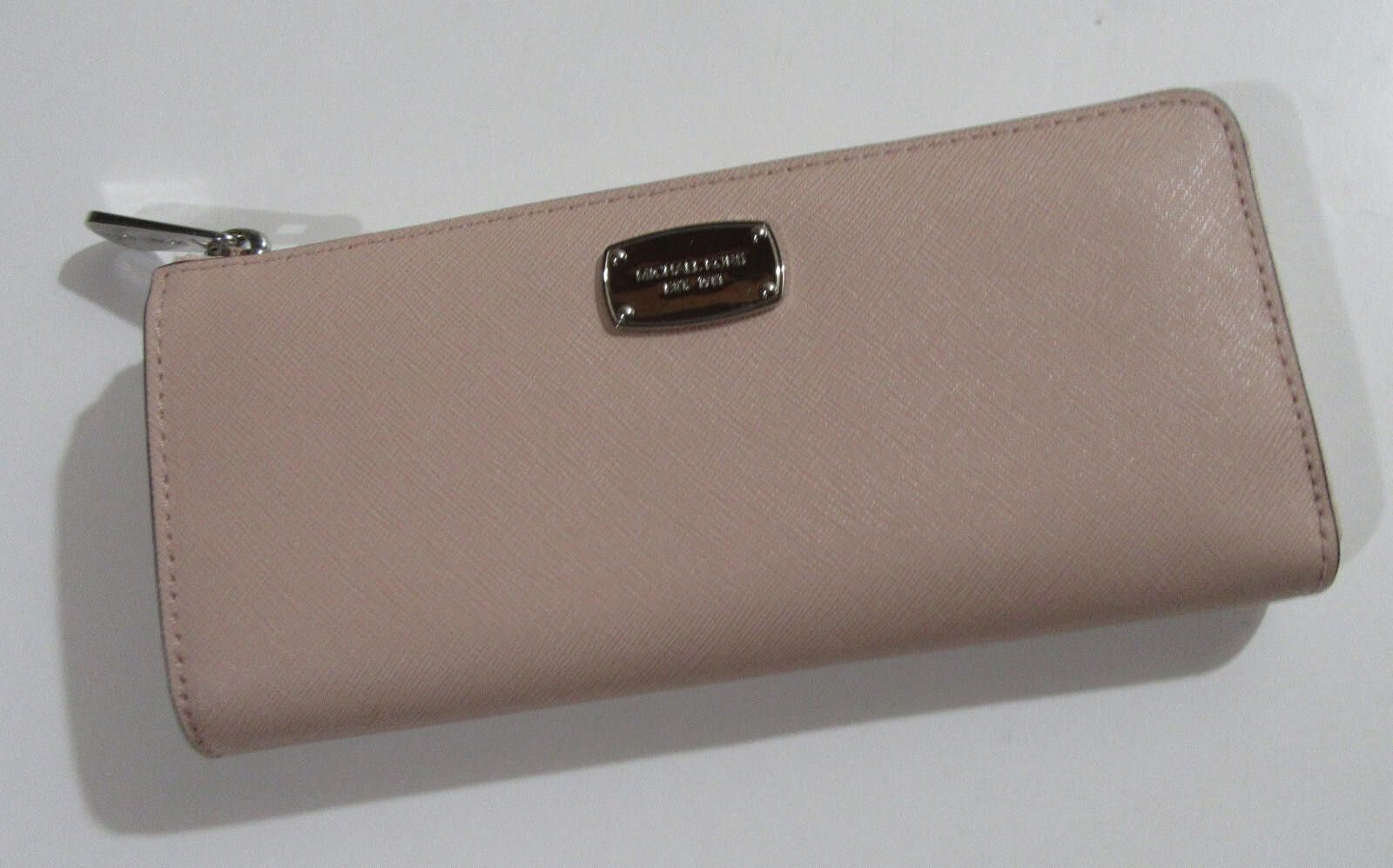 Michael Kors Michael Kors Jet Set Travel Three Quarter Zip Leather Wallet Size ONE SIZE - 1 Thumbnail
