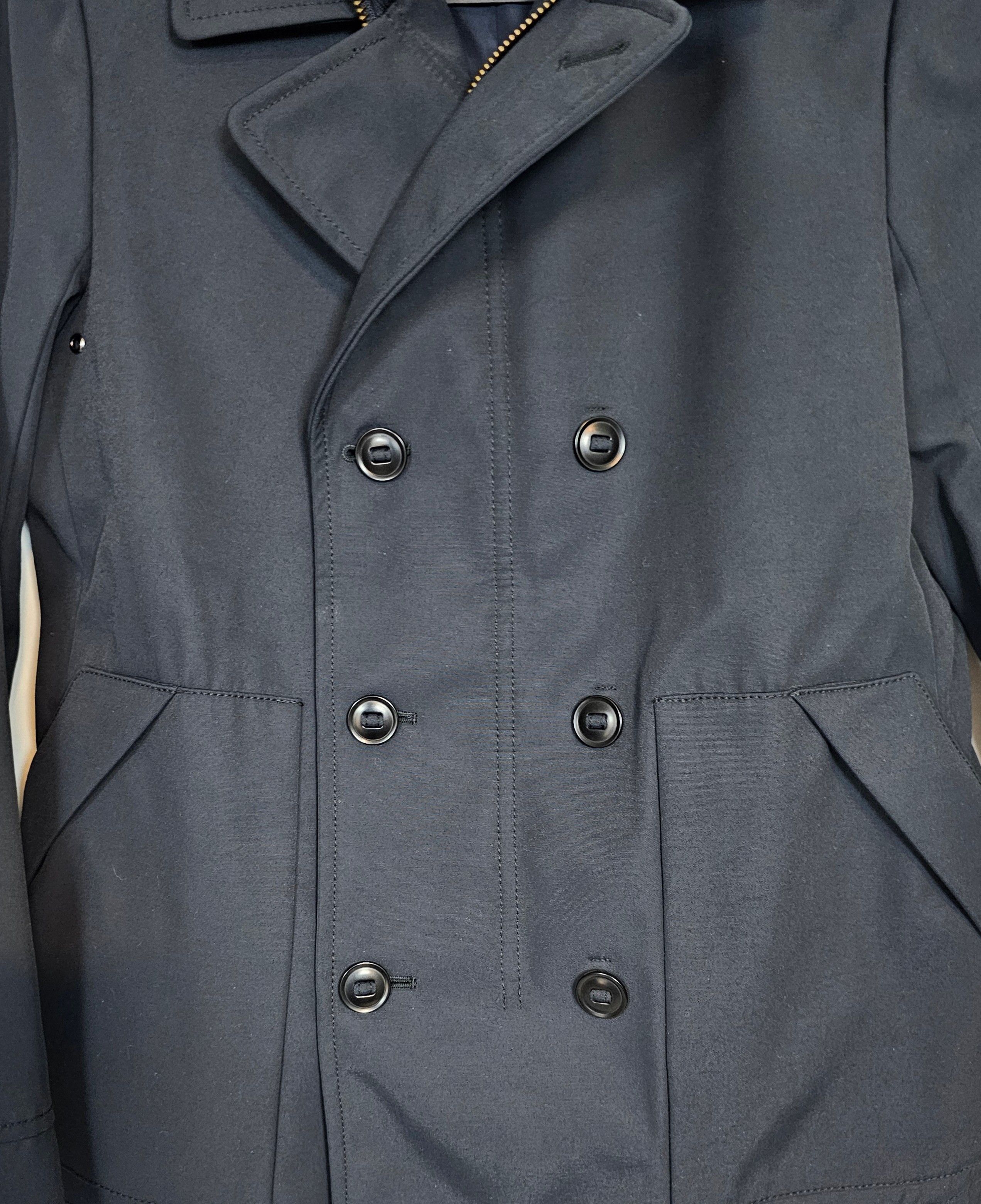 Banana Republic Banana Republic Nylon Pea Coat EUC. Woman's Small Size S / US 4 / IT 40 - 14 Thumbnail