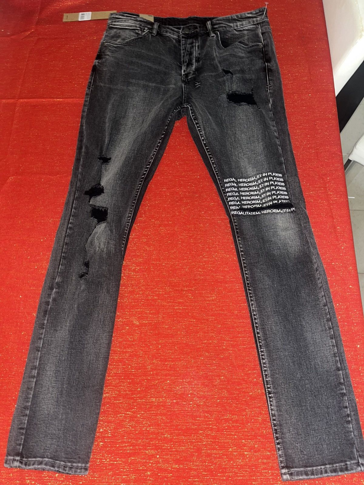 Ksubi Ksubi Van Winkle Distressed Embroidered Jeans Sz 36 Size US 36 / EU 52 - 16 Thumbnail