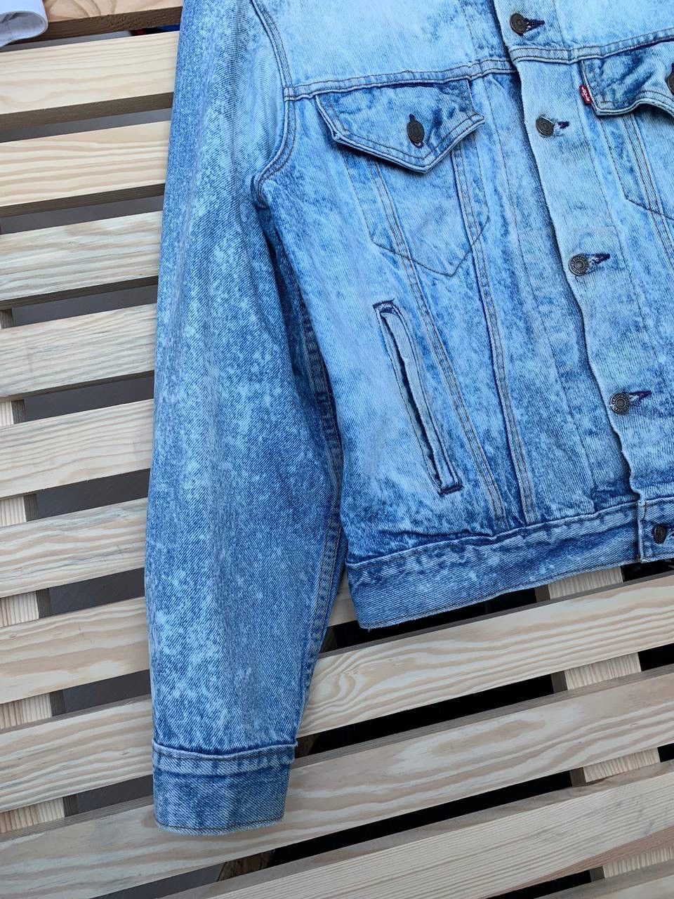 Levi's × Levi's Vintage Clothing Vintage Levi’s Denim Jacket Washed Distressed Size M Size US M / EU 48-50 / 2 - 6 Thumbnail