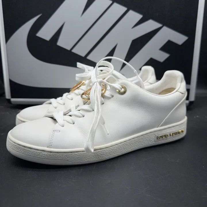 Louis Vuitton Louis Vuitton White Frontrow Leather Sneakers -2508 Size US 5 / IT 35 - 1 Thumbnail