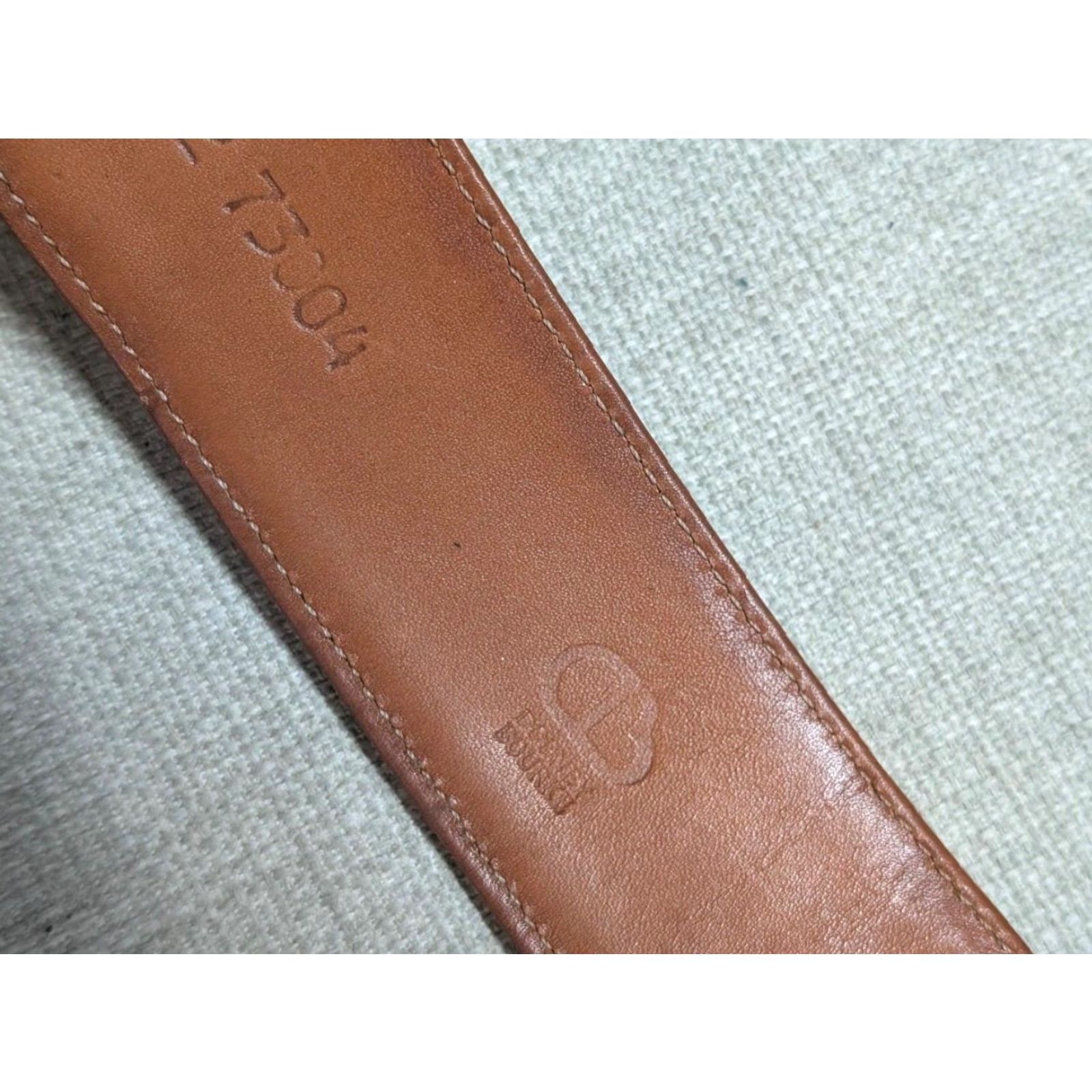 Dooney & Bourke VINTAGE Dooney & Bourke belt brass buckle 1-5/8" leather White/Cream Western Women One Size 36" total length 30.5-33.5" holes Mens Womens Girls Boys Size ONE SIZE - 6 Thumbnail