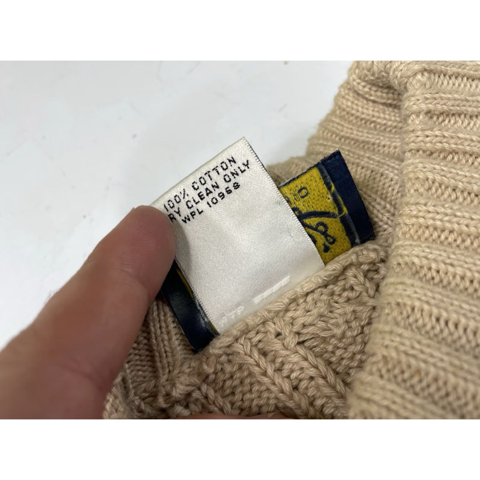Vintage Riley’s Sweater Men Crew Neck Knit Heavyweight Cable-Knit Beige Cotton M Casual, Winter, Fall, Classic, Logo, Relaxed Fit Size US M / EU 48-50 / 2 - 5 Thumbnail