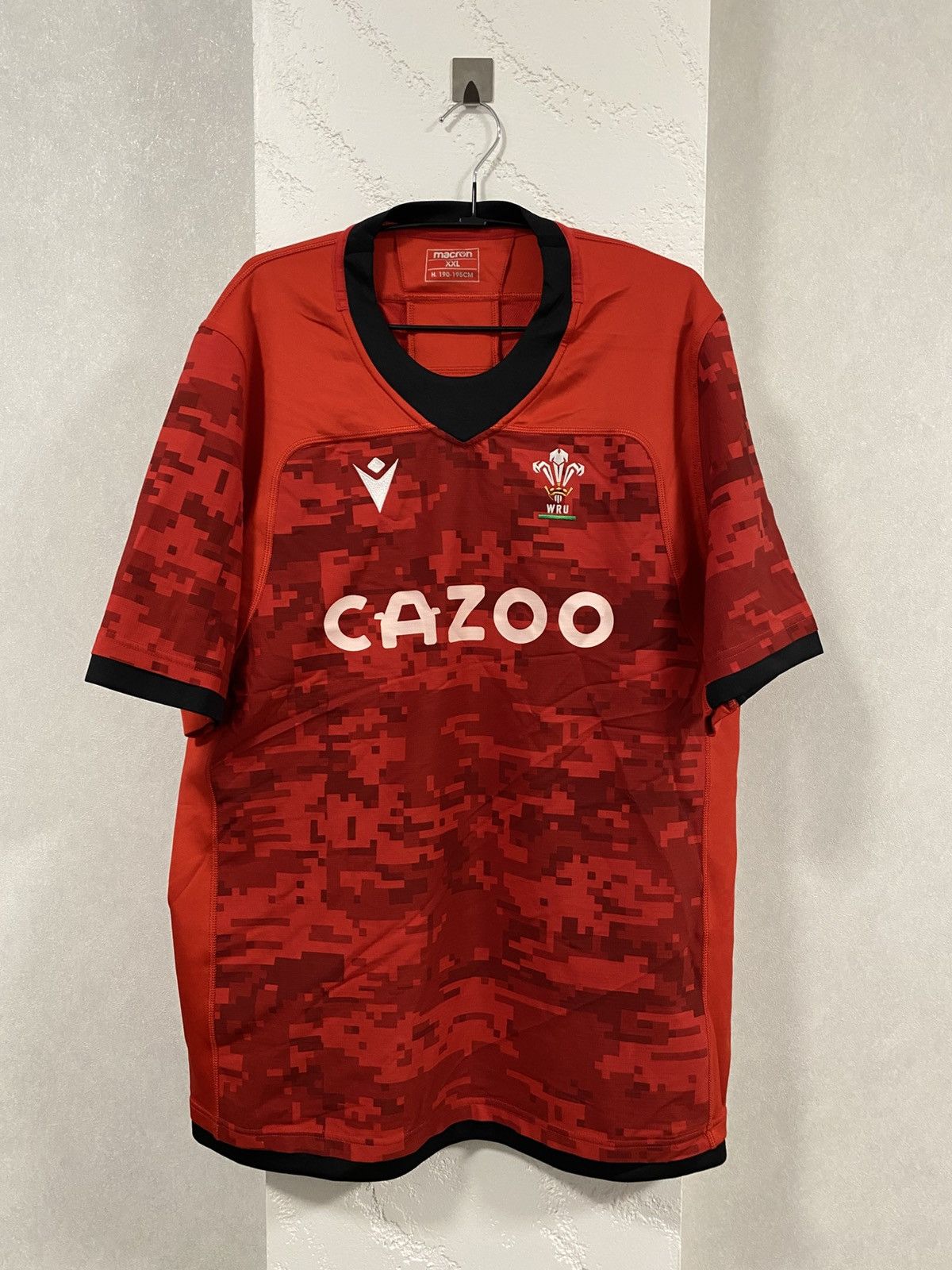 Macron 🏴󠁧󠁢󠁷󠁬󠁳󠁿 Macron WRU 2020 2021 Rugby Jersey Size: XXL Kian Hire Size US XXL / EU 58 / 5 - 1 Thumbnail