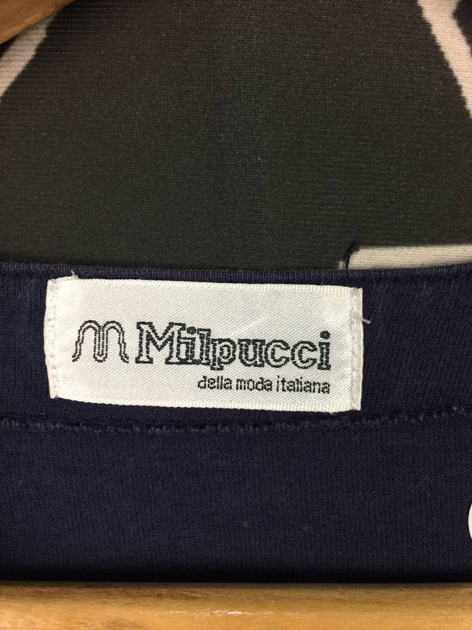 Vintage Milpucci Milano Beautiful Elegance Embroidery Tee Size M / US 6-8 / IT 42-44 - 7 Thumbnail