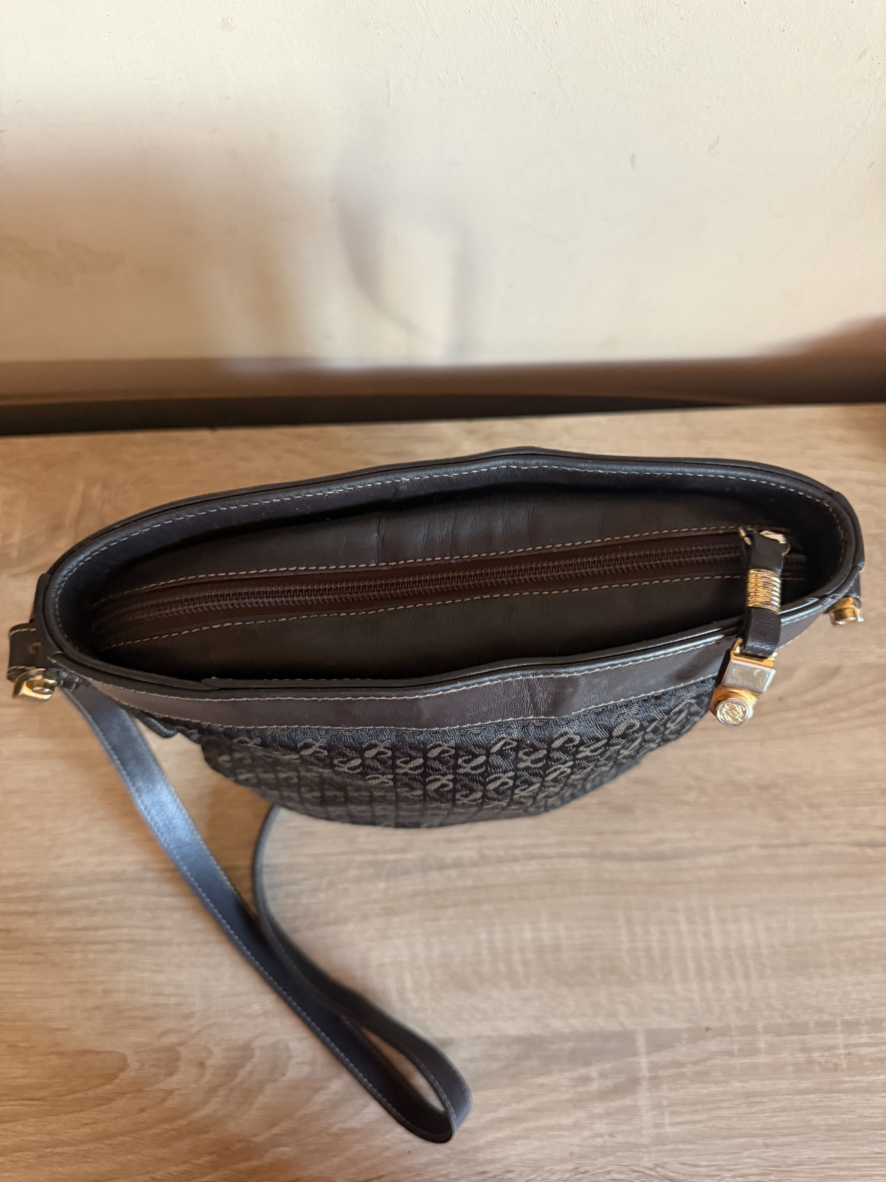 Loewe Loewe crossbody shoulder and handbag anagram canvas Size ONE SIZE - 4 Thumbnail