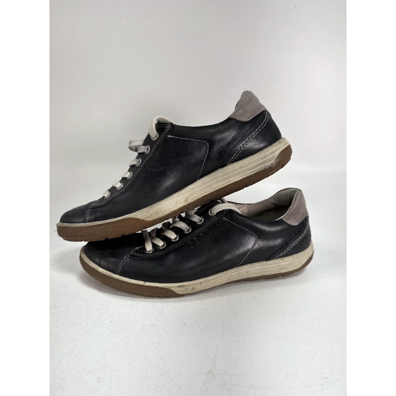 Ecco ECCO Sneakers Women's Size 10 41EU Leather Blue Low Top Casual City Street Walking Shoes Slip-on Lace Up Comfort Cushioned Size US 10 / IT 40 - 2 Thumbnail