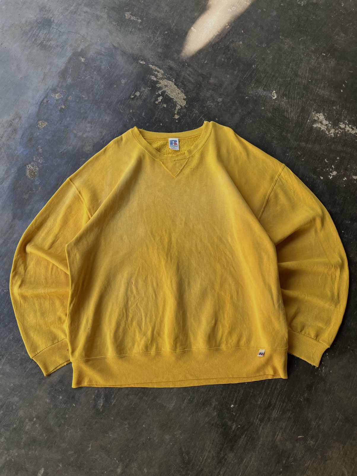 Vintage Vintage Russel Athletic Sun Faded Distressed Crewneck Size US XXL / EU 58 / 5 - 2 Thumbnail