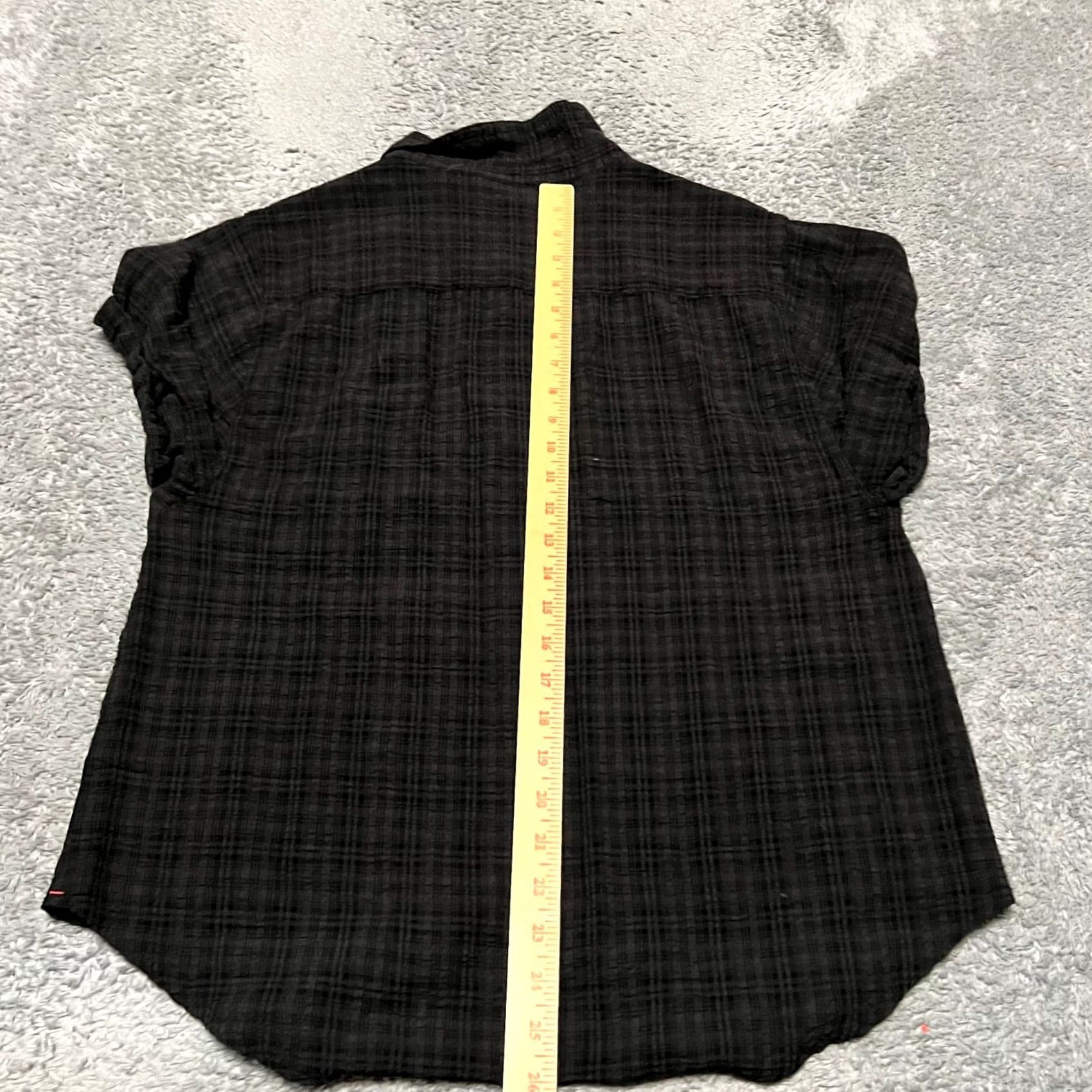 Vintage Dylan Womens Small Black Gray Plaid Button Short Sleeve Shirt S Womens Regular Button-Up Black Gray Plaid Shirt Size S / US 4 / IT 40 - 5 Thumbnail