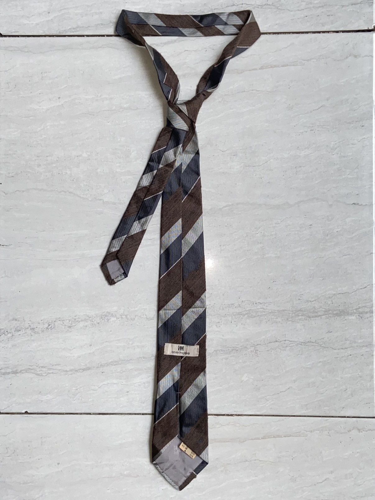 Issey Miyake IM Issey Miyake Striped Tie Size ONE SIZE - 1 Thumbnail