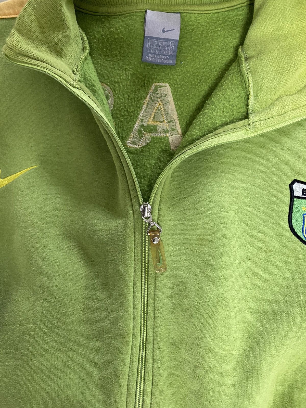 Nike Vintage Nike BRASIL Zip Hoodie Big Logo Cropped Streetwear Size US L / EU 52-54 / 3 - 9 Thumbnail