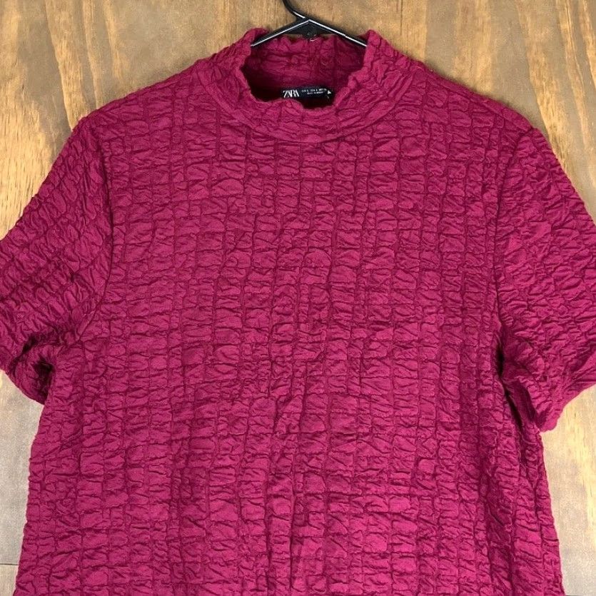 Zara ZARA Womens Dress Red Mock Neck Textured Short Sleeve Stretch Ruffle Large Dress Size 36" / US 14 / IT 50 - 2 Thumbnail