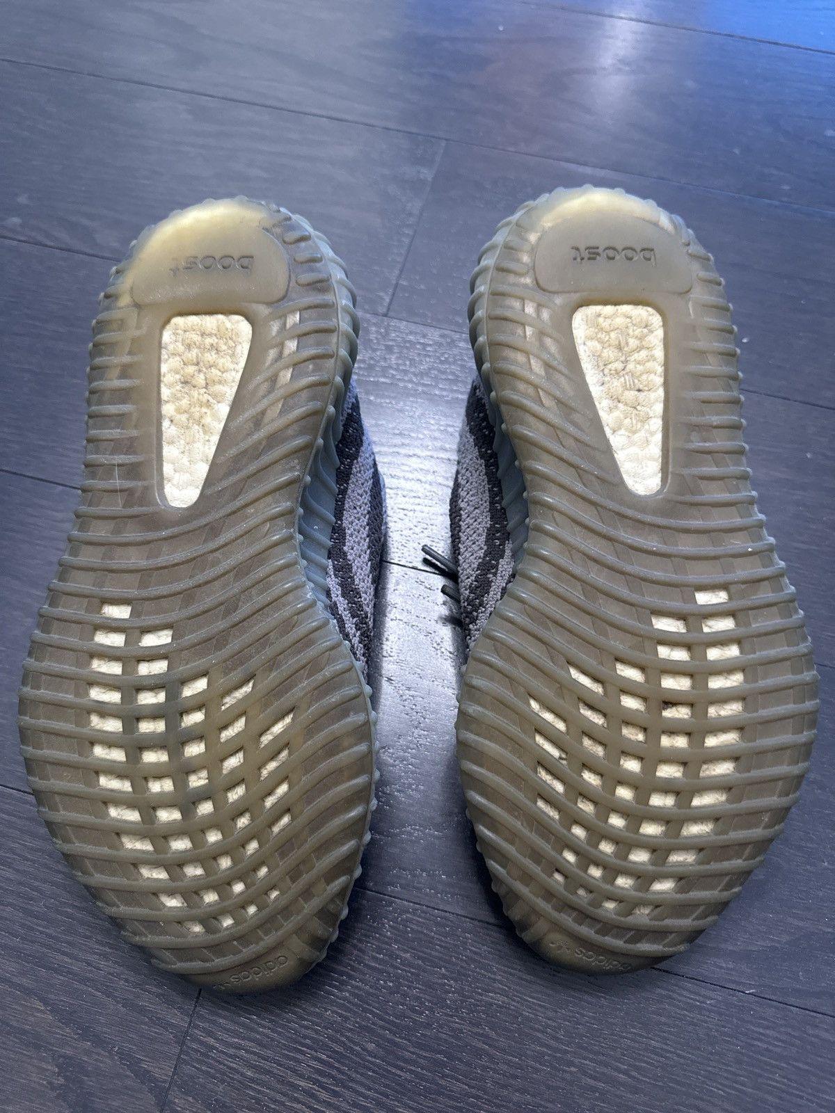 Adidas Adidas Yeezy 350 V2 Size US 7 / EU 40 - 5 Thumbnail