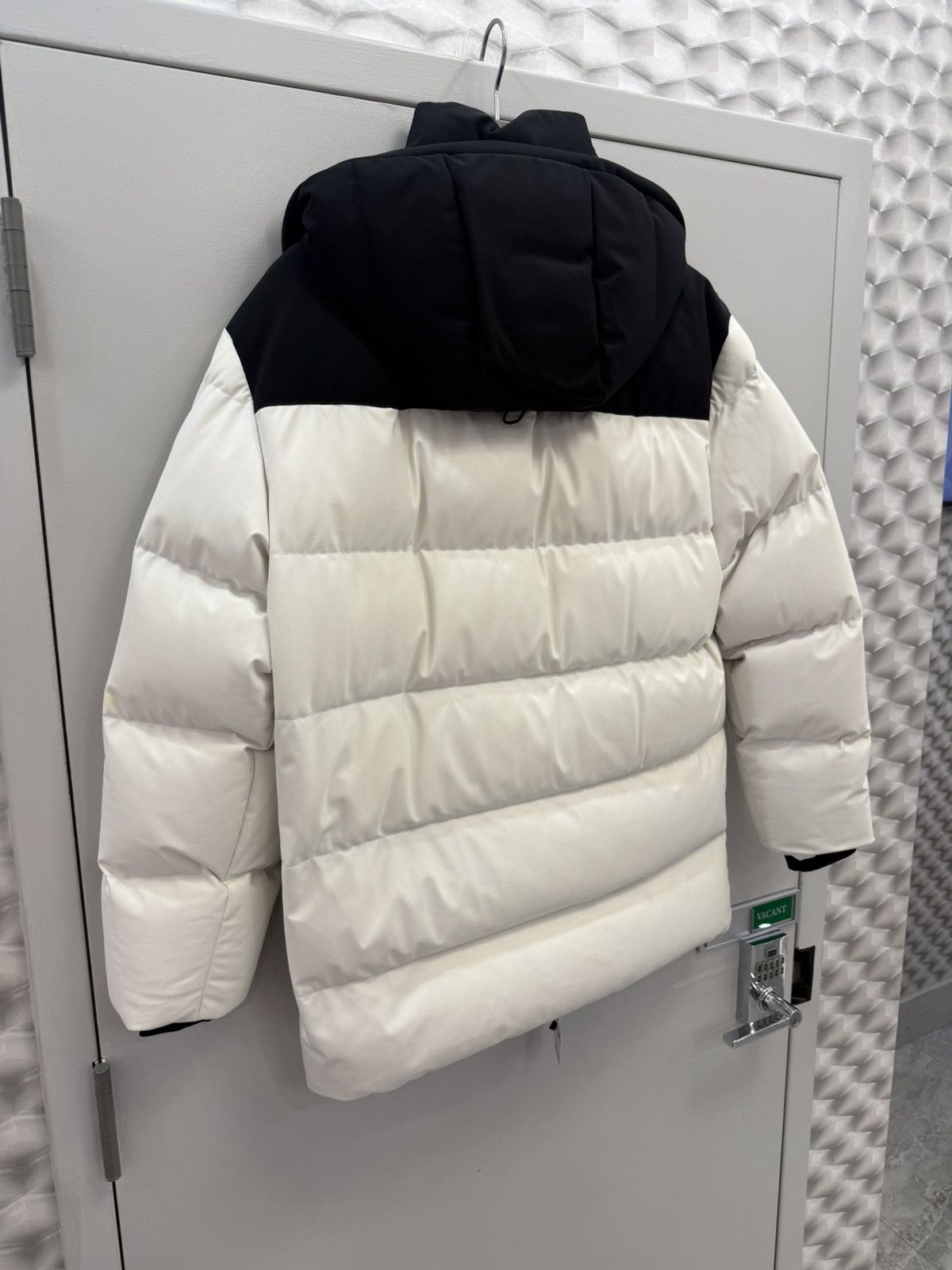 Moose Knuckles Moose Knuckles White Jacket Size US XL / EU 56 / 4 - 5 Thumbnail