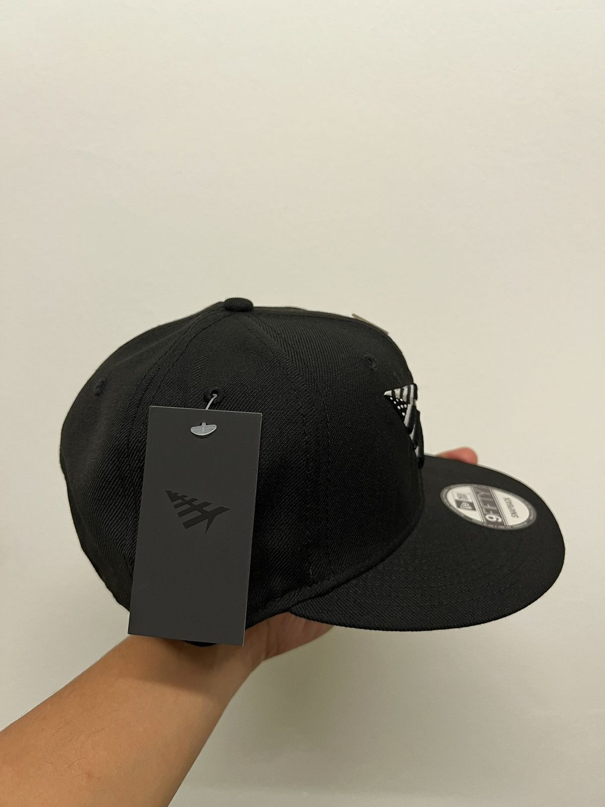 New Era × Paper Planes 9Fifty Paper Planes Size ONE SIZE - 2 Thumbnail