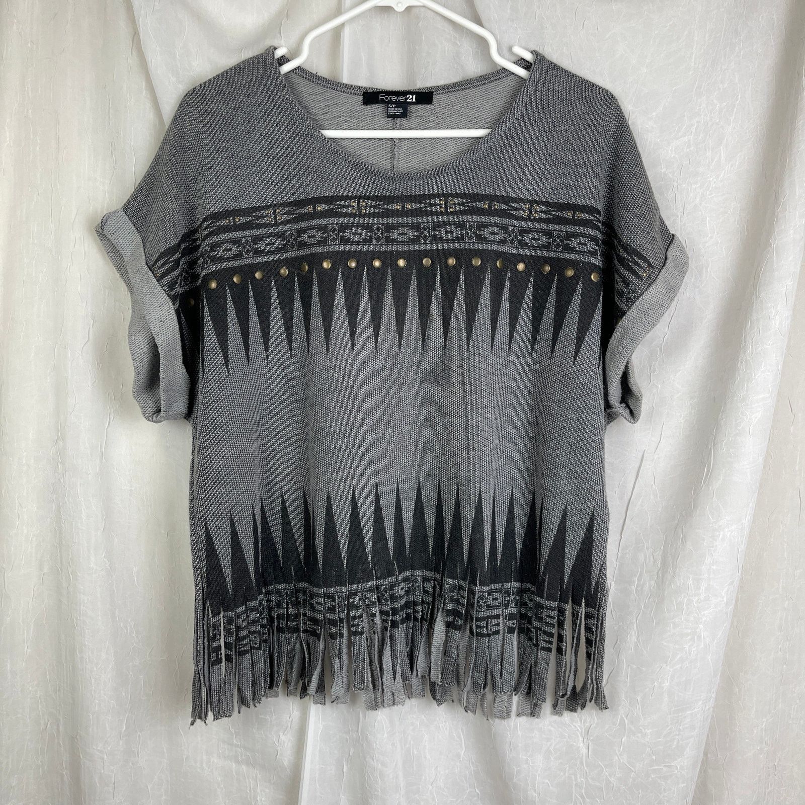 Forever 21 Forever 21 Grey Black Studded Fringe Top Southwestern Print Size S / US 4 / IT 40 - 14 Thumbnail