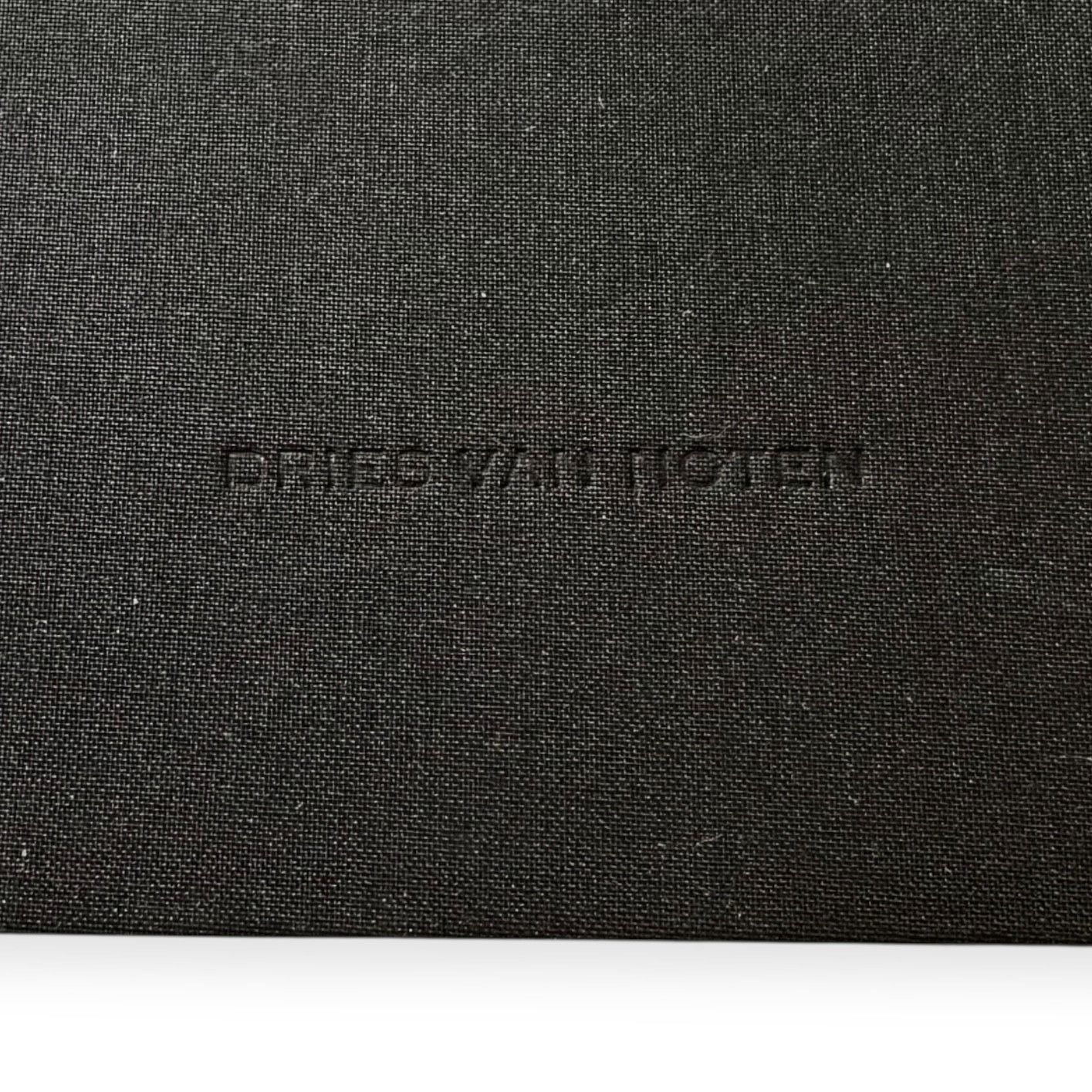 Dries Van Noten Rare Dries Van Noten Women’s Collection AW 2007-08 Hardcover Size ONE SIZE - 3 Thumbnail