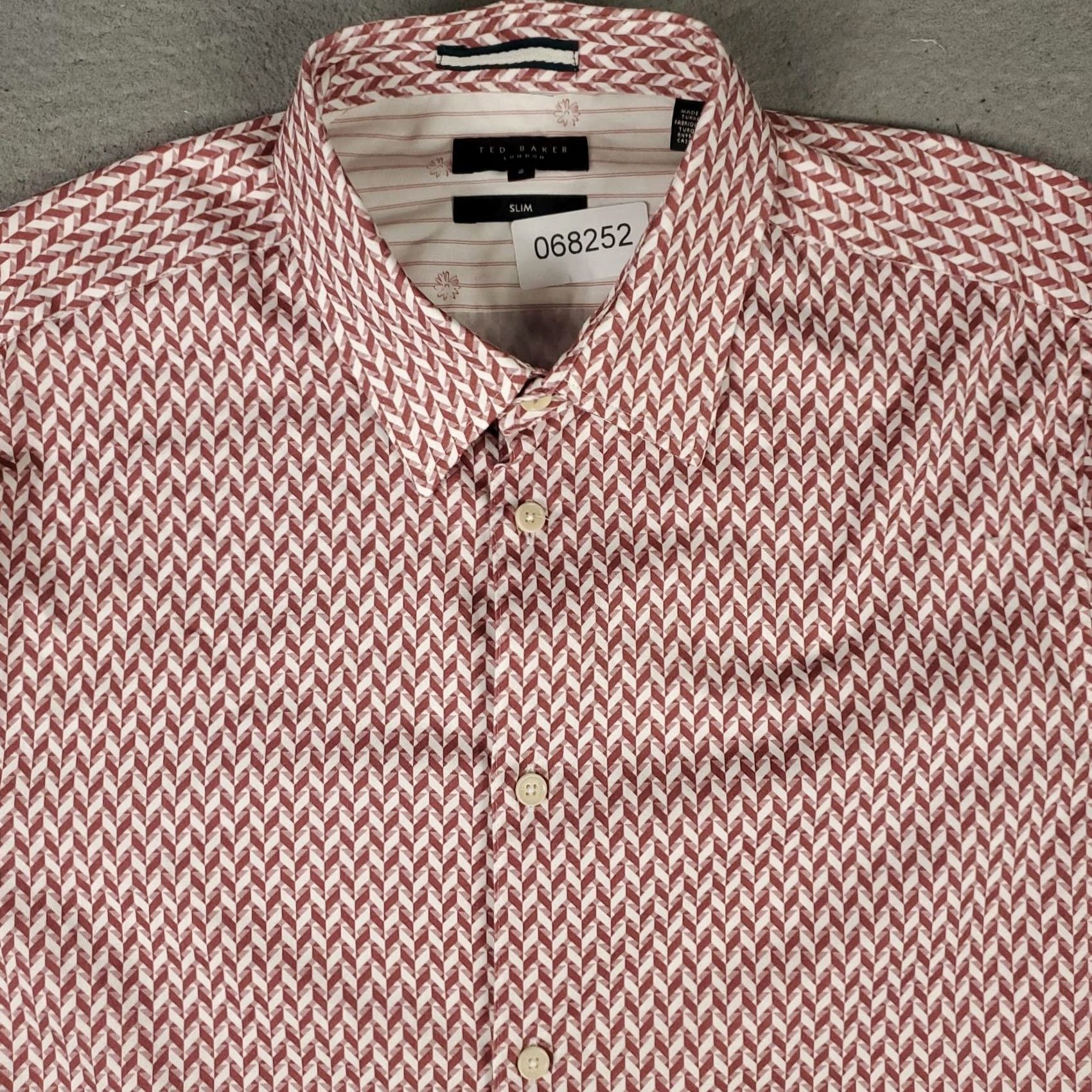 Ted Baker Ted Baker London Shirt Mens Size 5 Slim Fit Geometric Button Up Short Sleeve Size US S / EU 44-46 / 1 - 2 Thumbnail